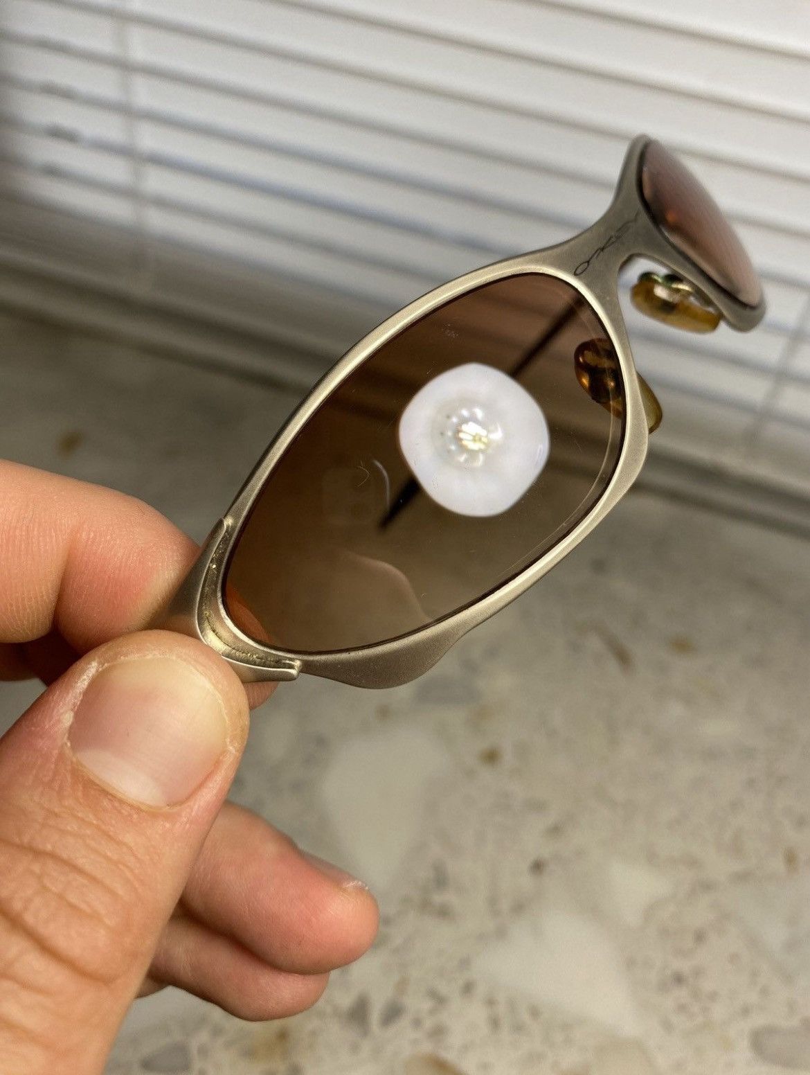 Oakley Vintage Gold Oakley Sunglasses Size ONE SIZE - 2 Thumbnail