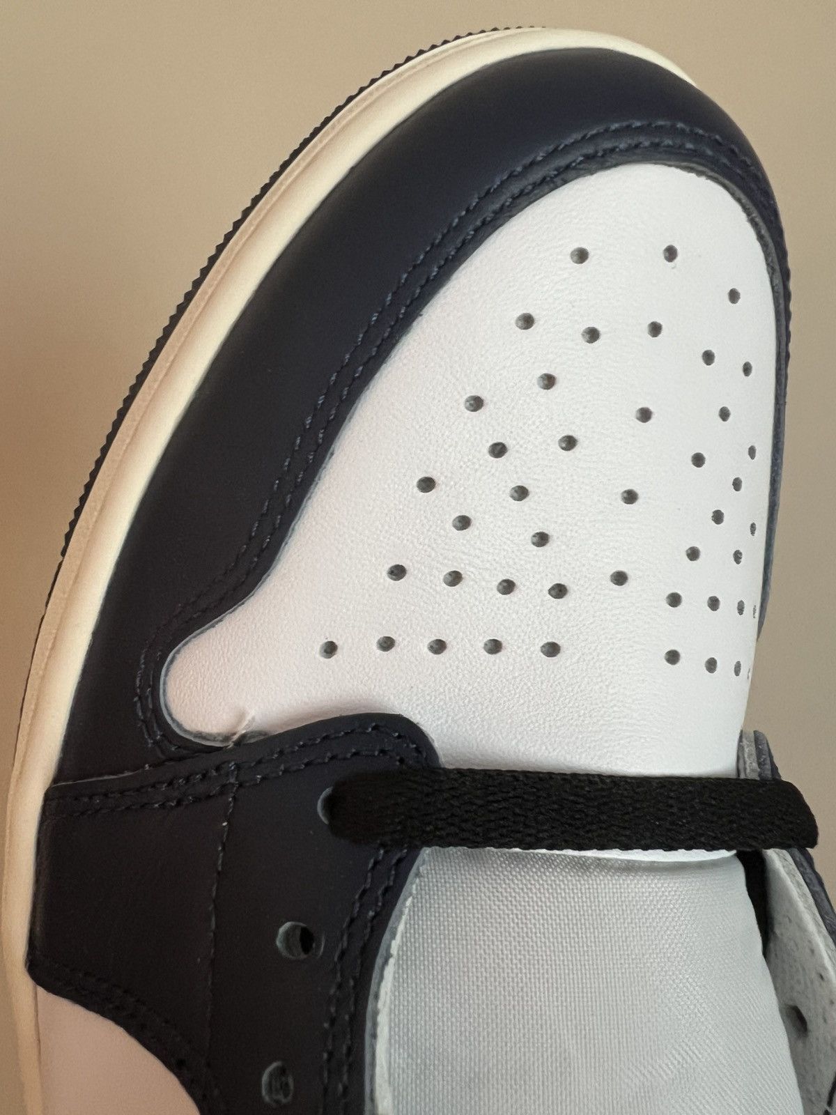 Nike Nike Air Jordan 1 Midnight Navy 10.5US Size US 10.5 / EU 43-44 - 8 Thumbnail