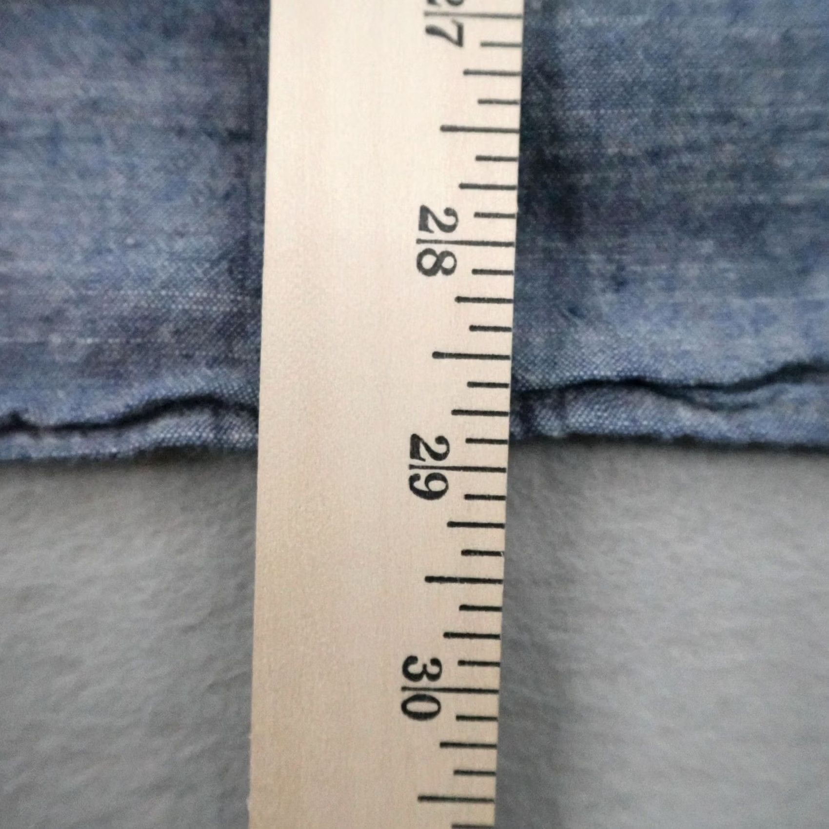 Levi's VINTAGE? No. Levi's Shirt Mens XL Blue Chambray Button-Up Long Sleeve Work Field Casual Size US XL / EU 56 / 4 - 7 Thumbnail