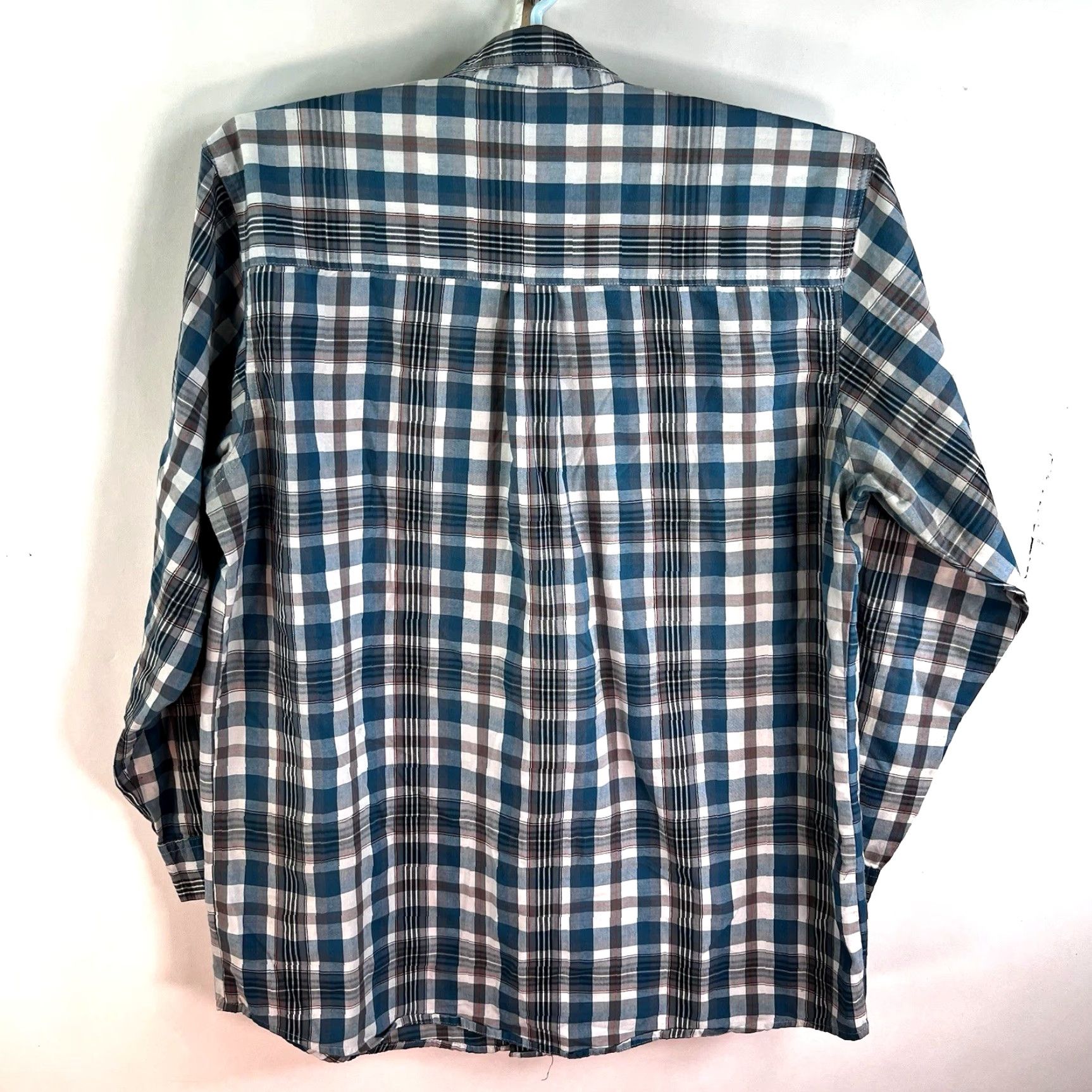 Wrangler VINTAGE? No — Wrangler Rugged Wear Plaid Button-Up Shirt Mens XLT Blue, Cotton Blend, Western Style, Long Sleeve, Pockets, Regular Fit Size US XL / EU 56 / 4 - 6 Thumbnail
