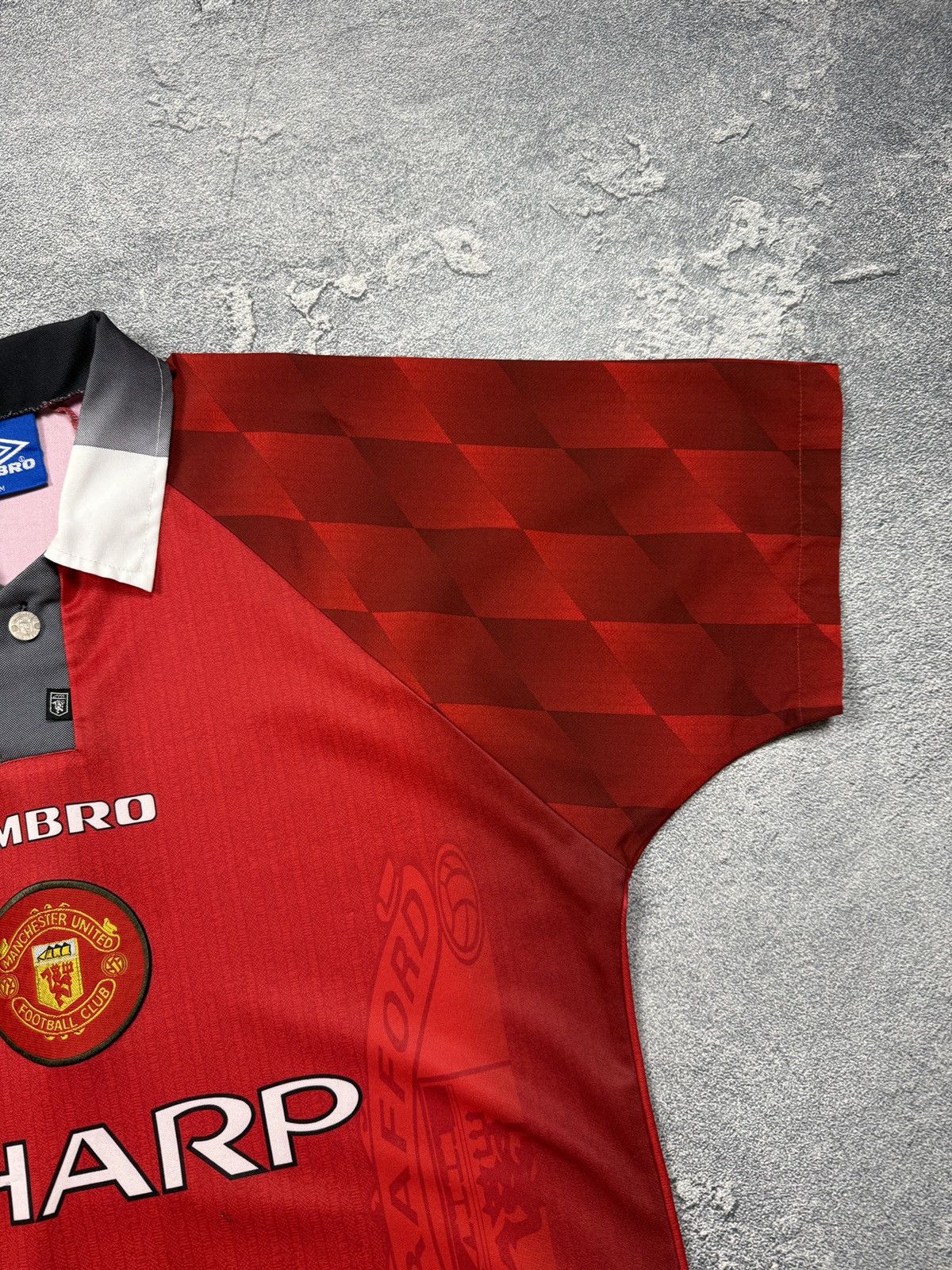 Umbro UMBRO SHARP MANCHESTER UNITED 90s JERSEY Size US M / EU 48-50 / 2 - 6 Thumbnail