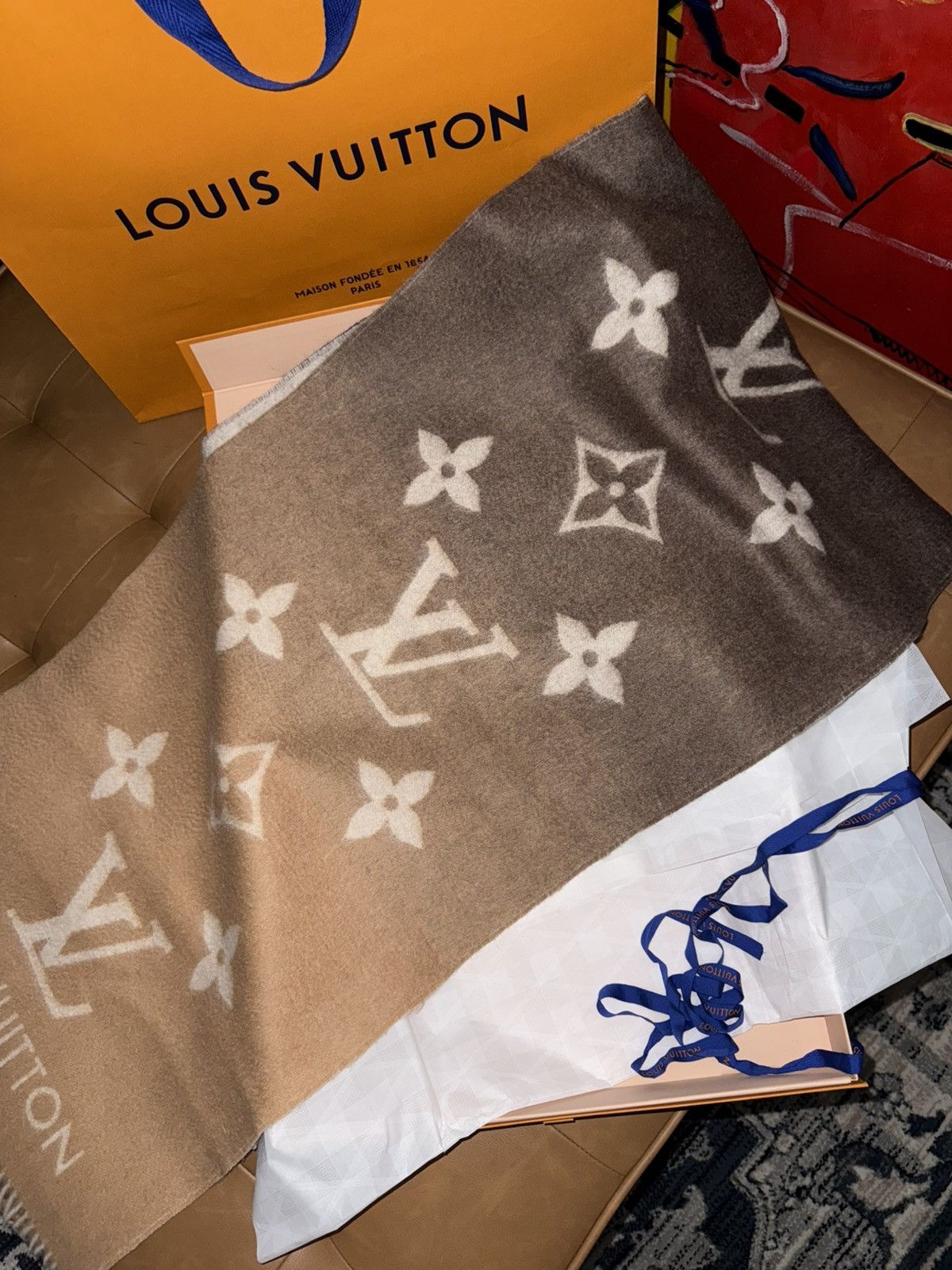 Louis Vuitton Louis vuitton gradient cashmere scarf Size ONE SIZE - 3 Thumbnail