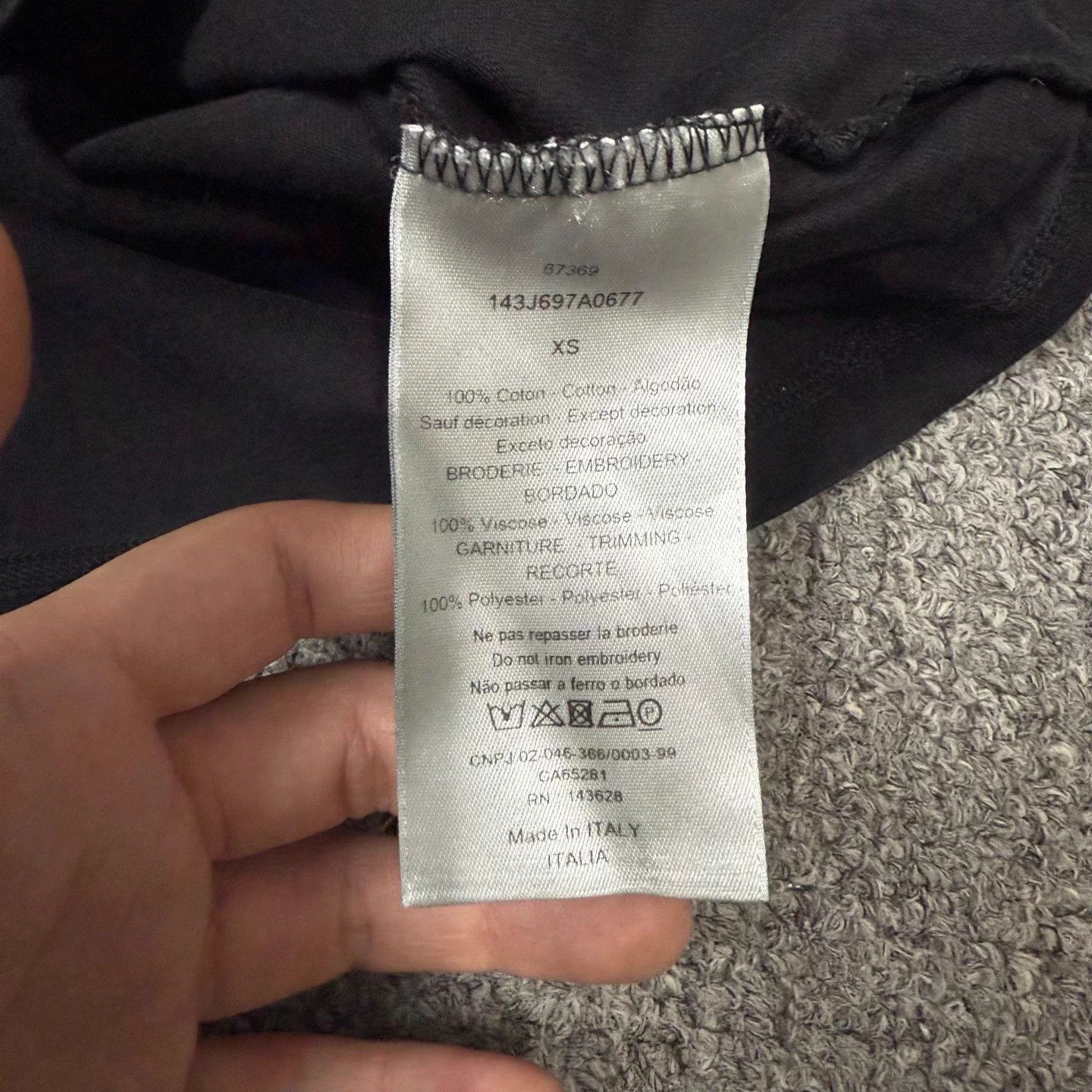 Dior Dior Black Embroidered Logo Poker Short Tee XS 95new Size XS / US 0-2 / IT 36-38 - 4 Thumbnail