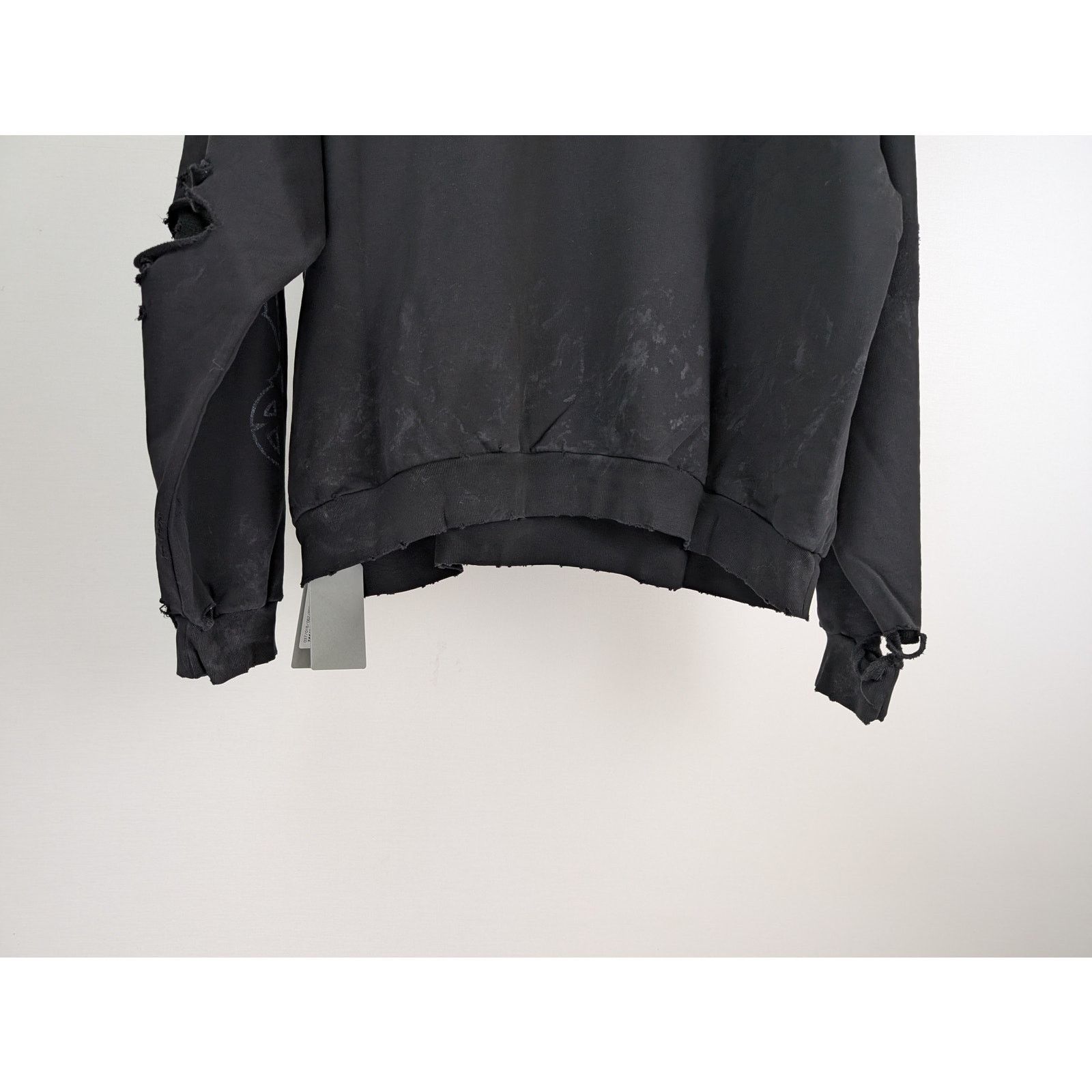 Balenciaga o1rshd1 No Pocket Large Fit Hoodie in Washed Black Size US L / EU 52-54 / 3 - 11 Thumbnail