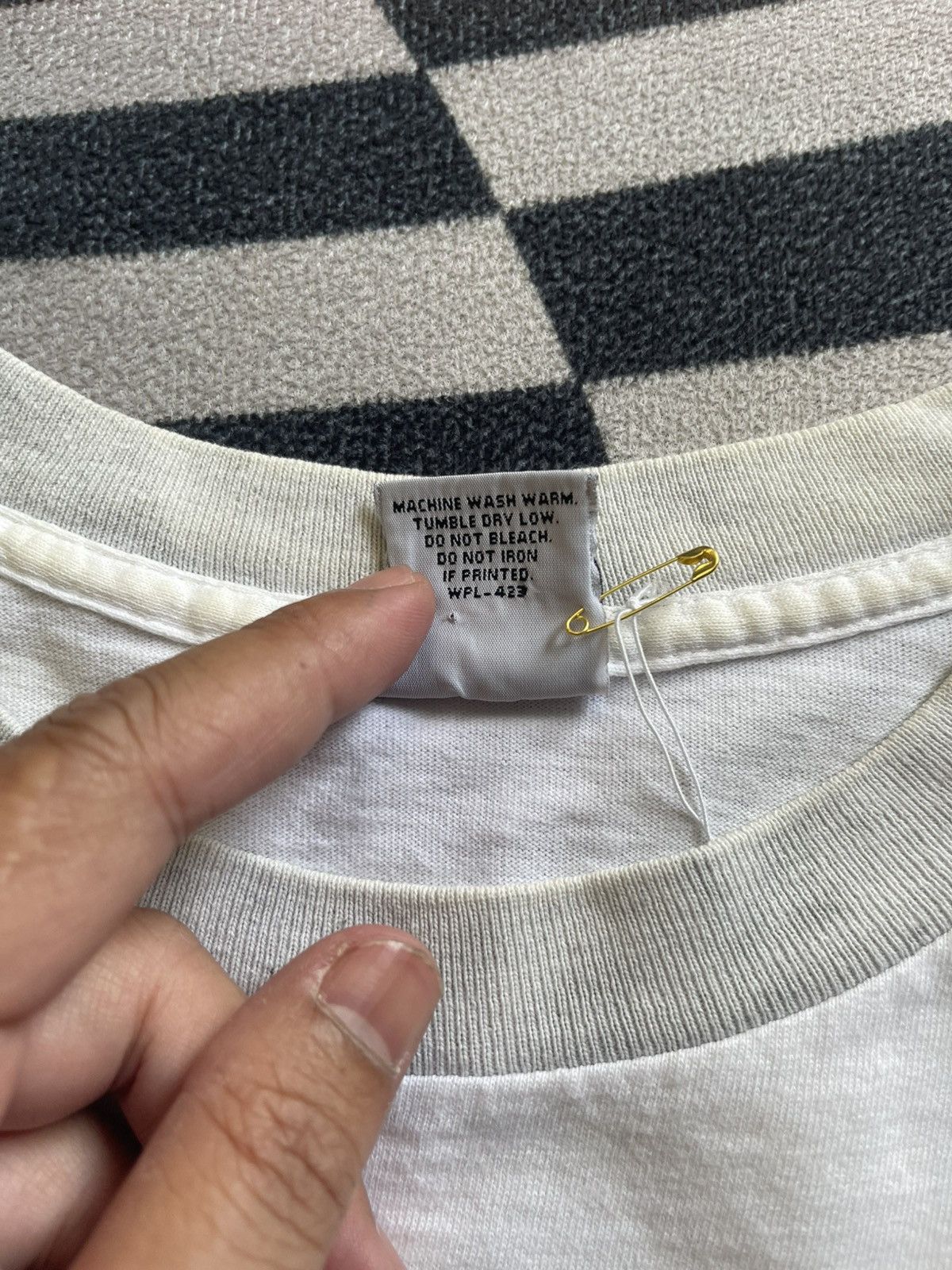 Levi's Vintage 90s Levi's SilverTab Graphic Ringer T-Shirt Size US M / EU 48-50 / 2 - 5 Thumbnail