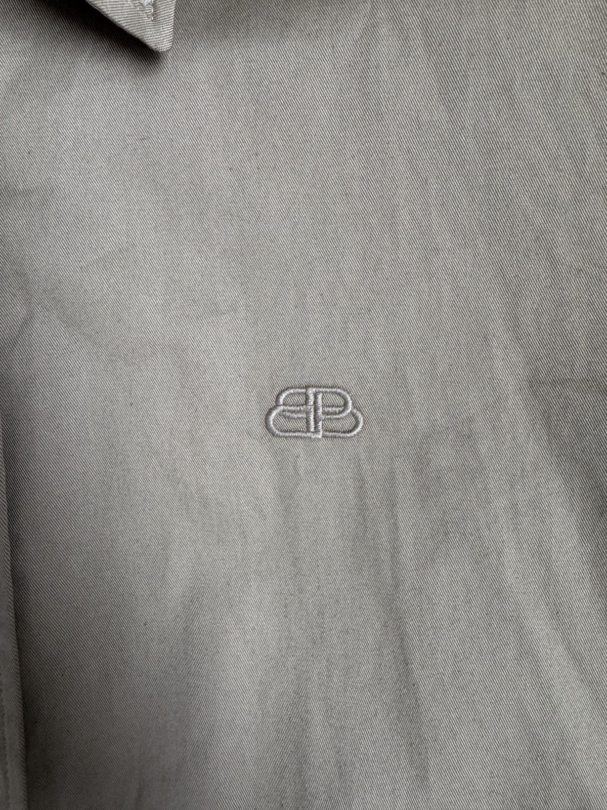 Balenciaga Balenciaga Button Up Size US L / EU 52-54 / 3 - 2 Thumbnail