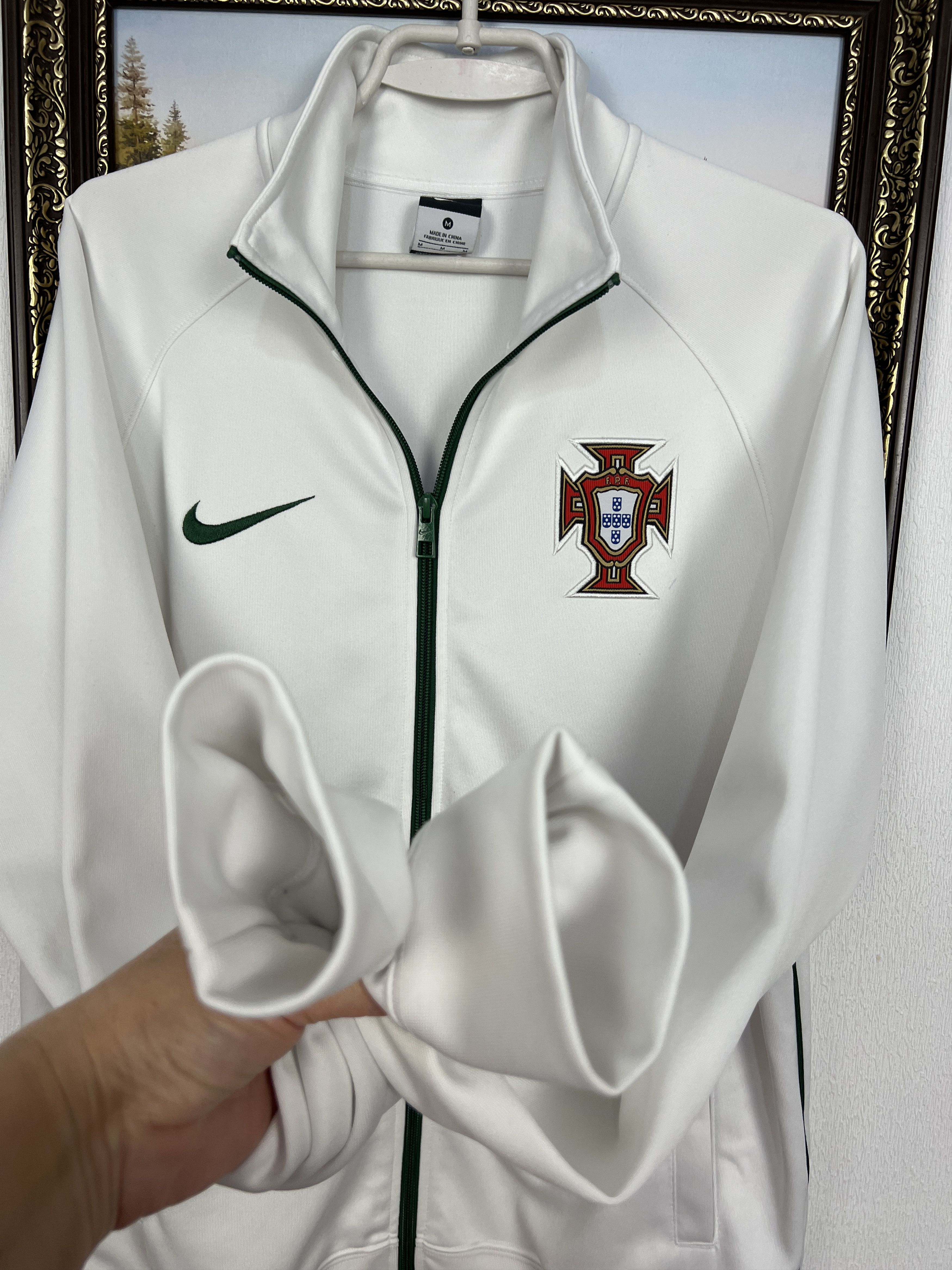 Nike Vintage Nike Portugal Football Jacket Soccer Track Top Zip Size US M / EU 48-50 / 2 - 6 Thumbnail