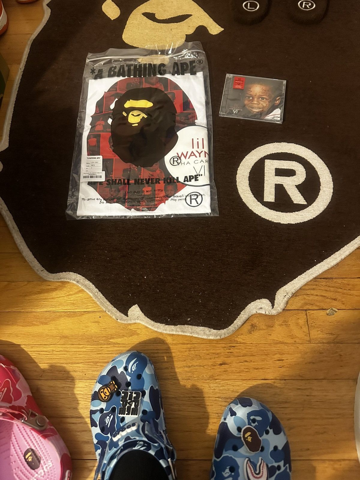 Bape A bathing ape Bape X Lil Wayne Carter 6 Size Small SOLD OUT Size US S / EU 44-46 / 1 - 1 Thumbnail