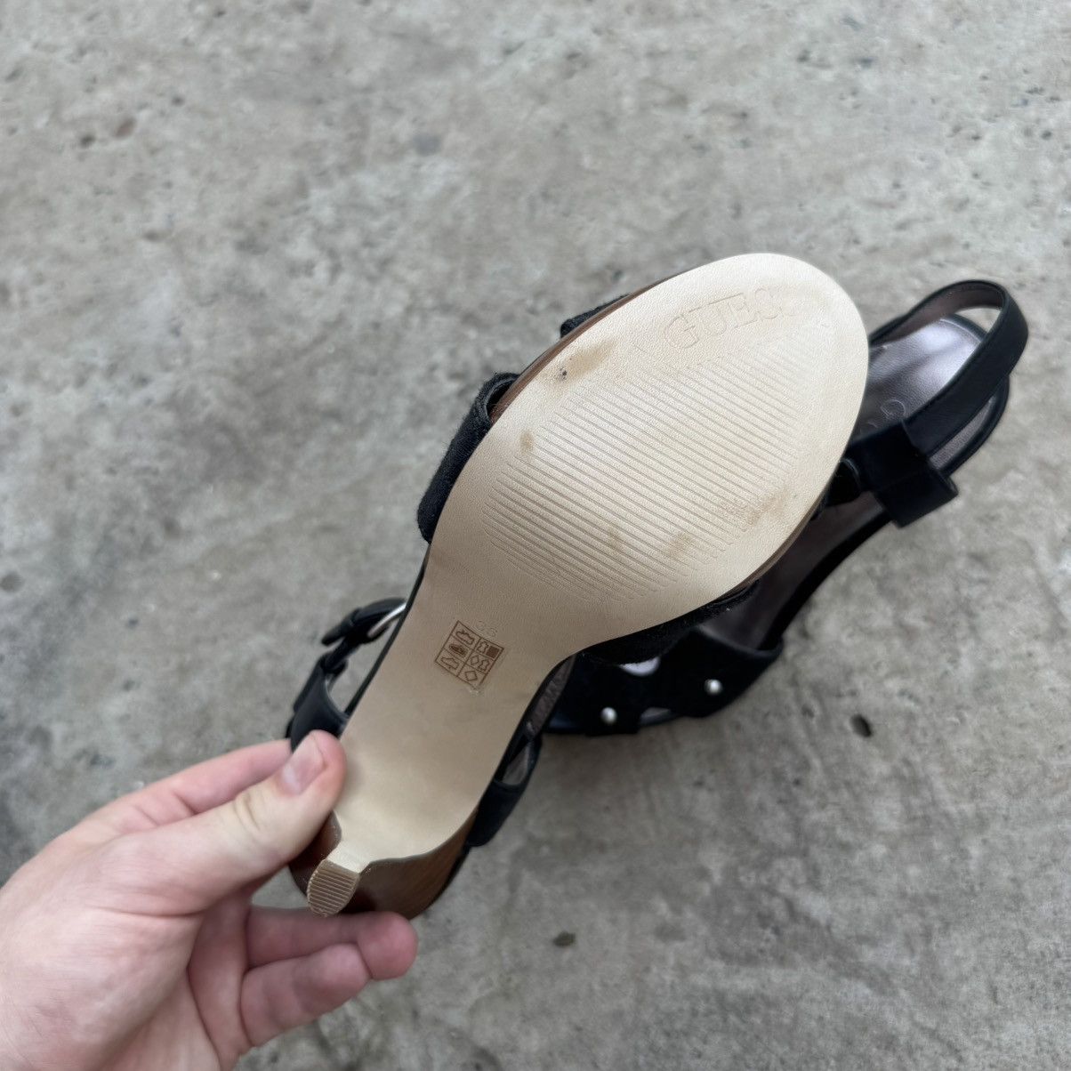 Guess Vintage Guess Heels Size 36 Women’s Shoes Size US 6 / IT 36 - 3 Thumbnail