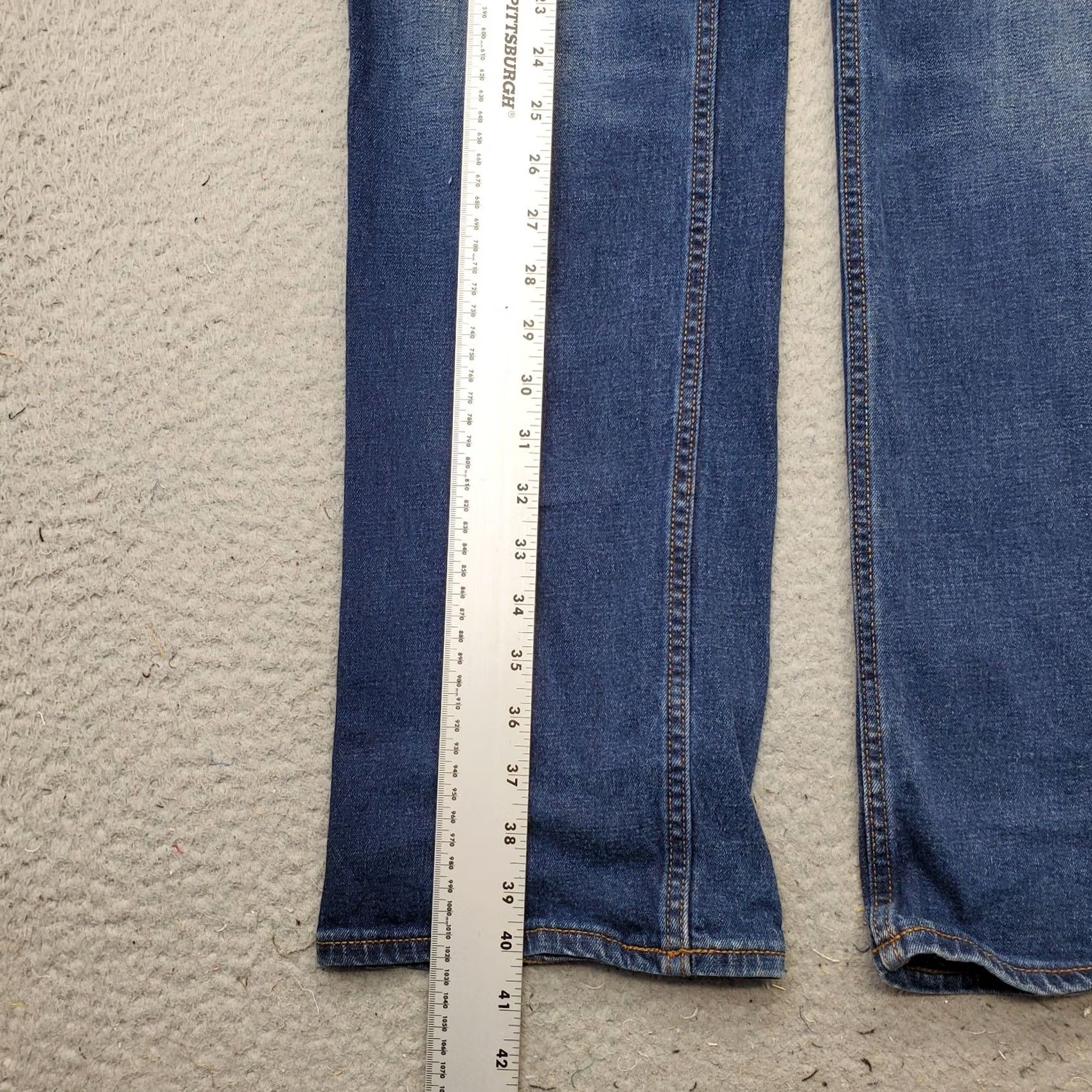 Old Navy Old Navy Jeans Mens 33x32 Blue Denim Faded Stretch Medium Wash Boho Straight Leg Jeans Mens 33 Blue Denim Stretch Medium Wash Straight Leg Size US 33 - 3 Thumbnail