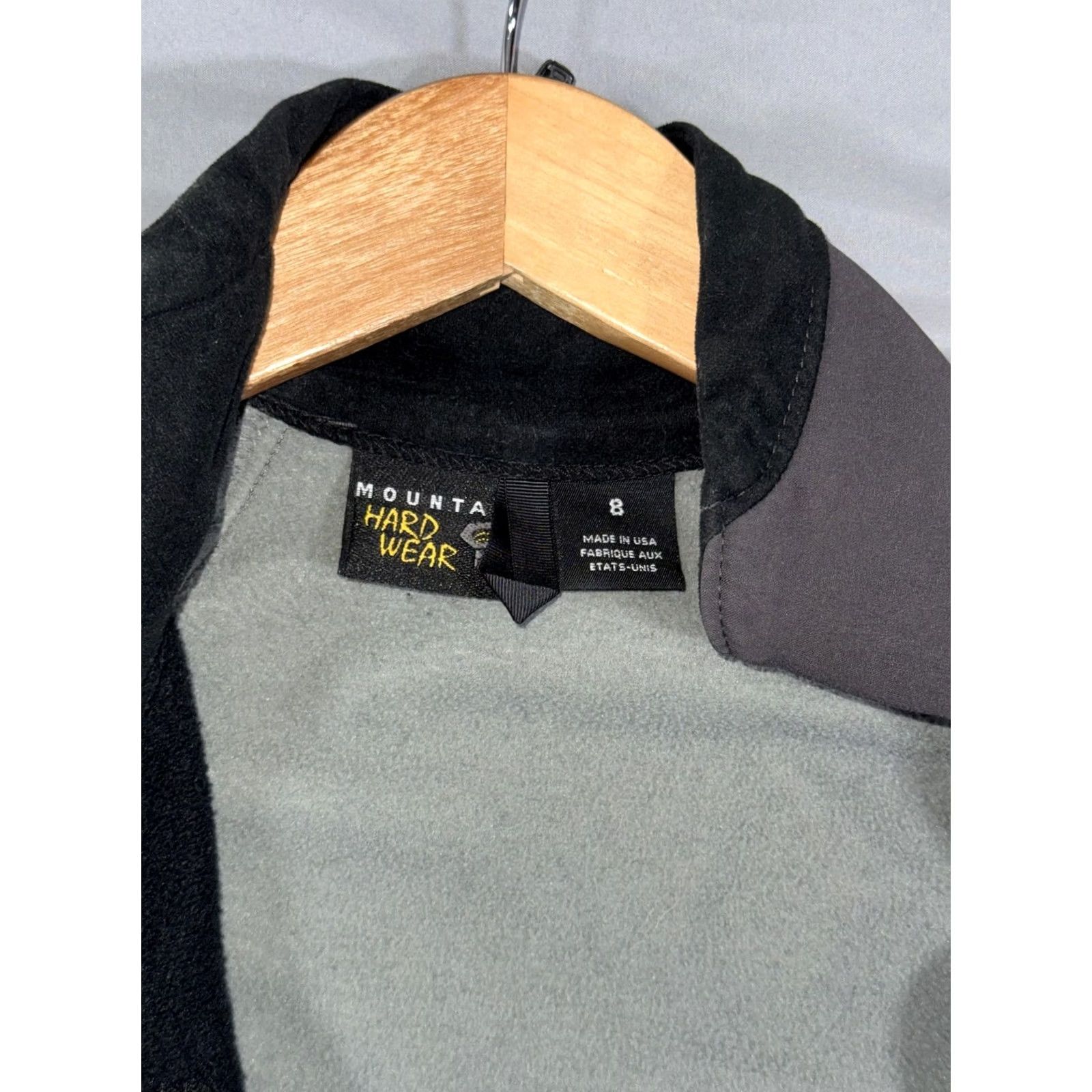 Mountain Hardwear VINTAGE Mountain Hardwear Jacket Womens 8 Gray Gore Windstopper Softshell Windbreaker Zip Pockets Full Zip Lined Outdoor Front Girls Size M / US 6-8 / IT 42-44 - 7 Thumbnail