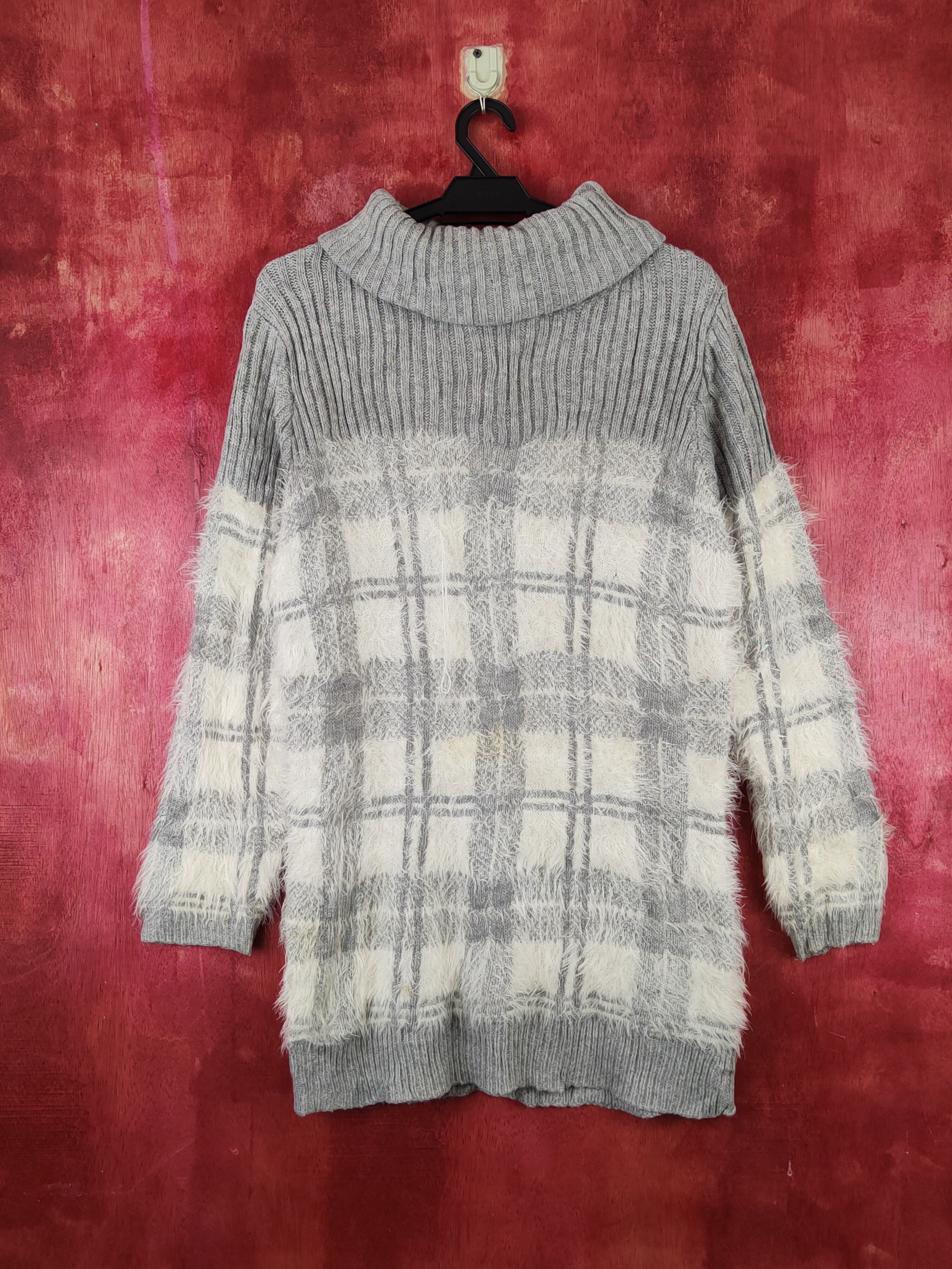 Homespun Knitwear × Japanese Brand × Vintage Ingni Gray Shag Shaggy Fur Mohair Knitwear #S1899 Size M / US 6-8 / IT 42-44 - 1 Thumbnail