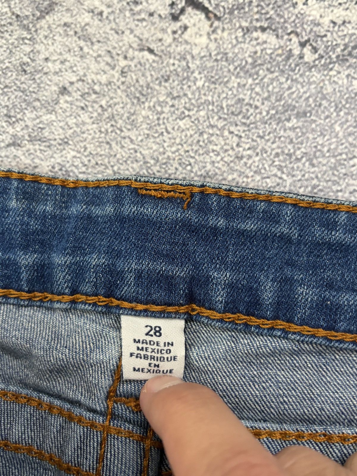 True Religion True Religion Women's Slim Straight Distressed Jeans Blue 28 Size 28" / US 6 / IT 42 - 3 Thumbnail