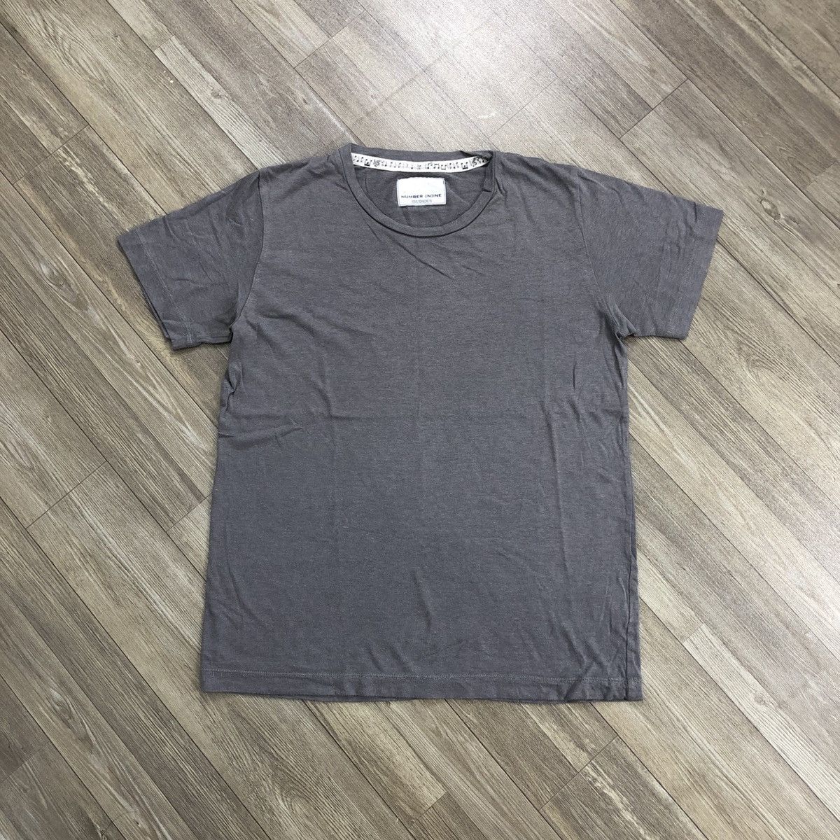 Number (N)ine 2000s Number (N)ine Studious Basic Gray Tshirt Size US S / EU 44-46 / 1 - 1 Thumbnail