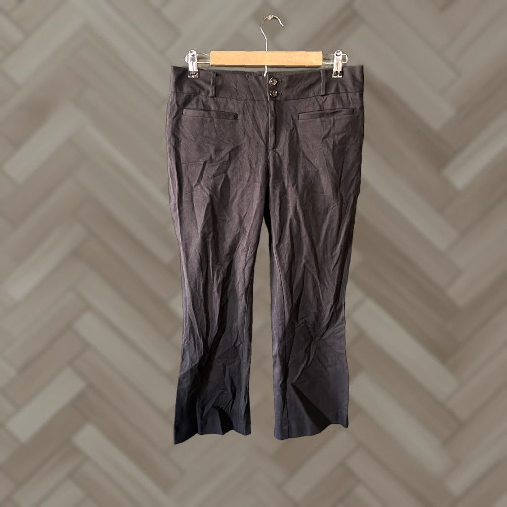 Anthropologie Anthropologie Pants Women 8 Black The Essential Crop Flare Pant Size 30" / US 8 / IT 44 - 1 Thumbnail