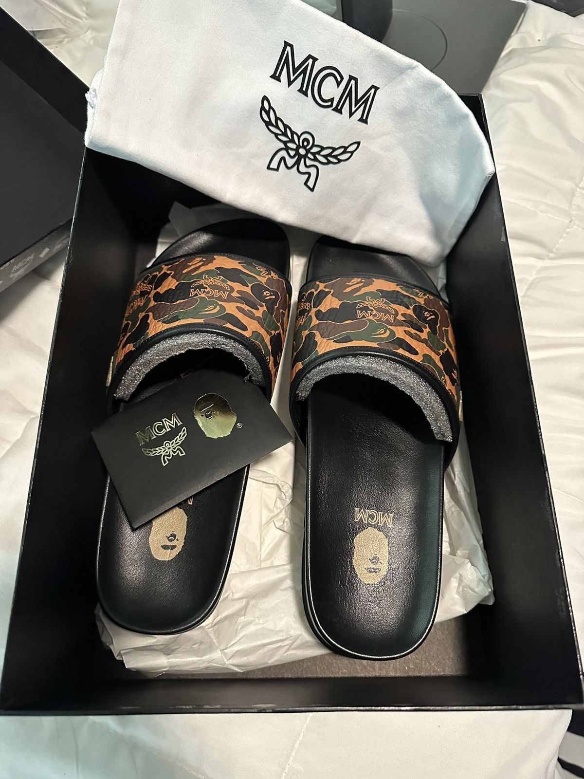 Bape × MCM BAPE x MCM Camo Slides Size US 11 / EU 44 - 3 Thumbnail