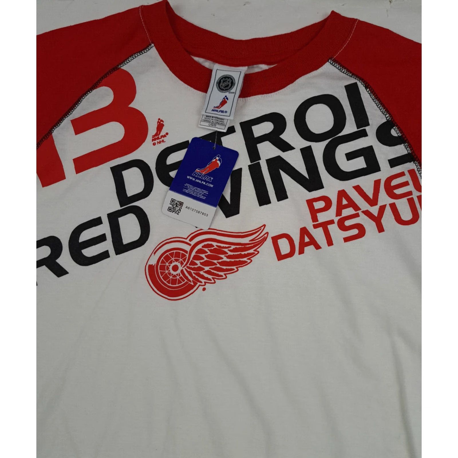 Red Wing VINTAGE Detroit Red Wings Pavel Datsyuk Long Sleeve Warm-Up Shirt NHLPA NWT LG Red Hockey Shirt Men Size US L / EU 52-54 / 3 - 2 Thumbnail
