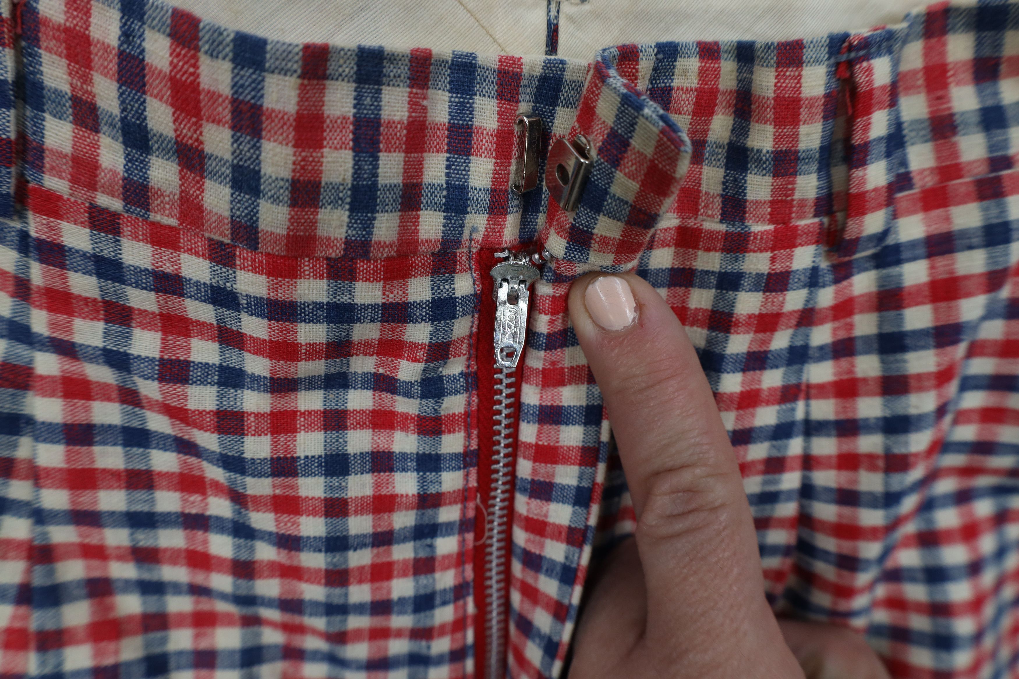 Vintage Vintage 50s 60s Bermuda Chino Shorts Gingham Plaid USA Size 26" / US 2 / IT 38 - 9 Thumbnail