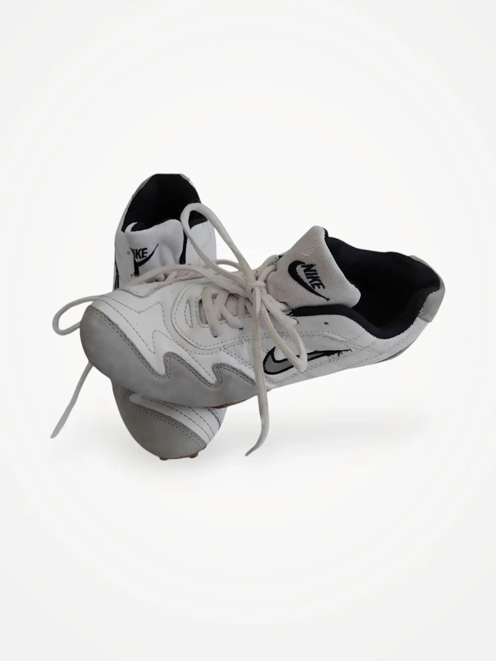 Nike Nike Nike Shoes Size US 6 / IT 36 - 1 Thumbnail