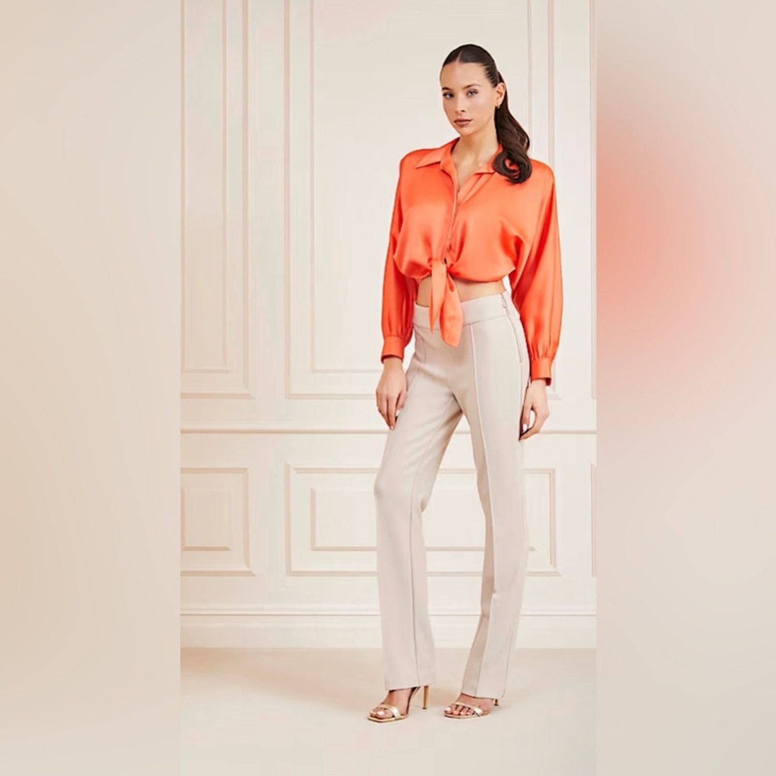 Other New Marciano Women front knot tie blouse Size S / US 4 / IT 40 - 1 Thumbnail
