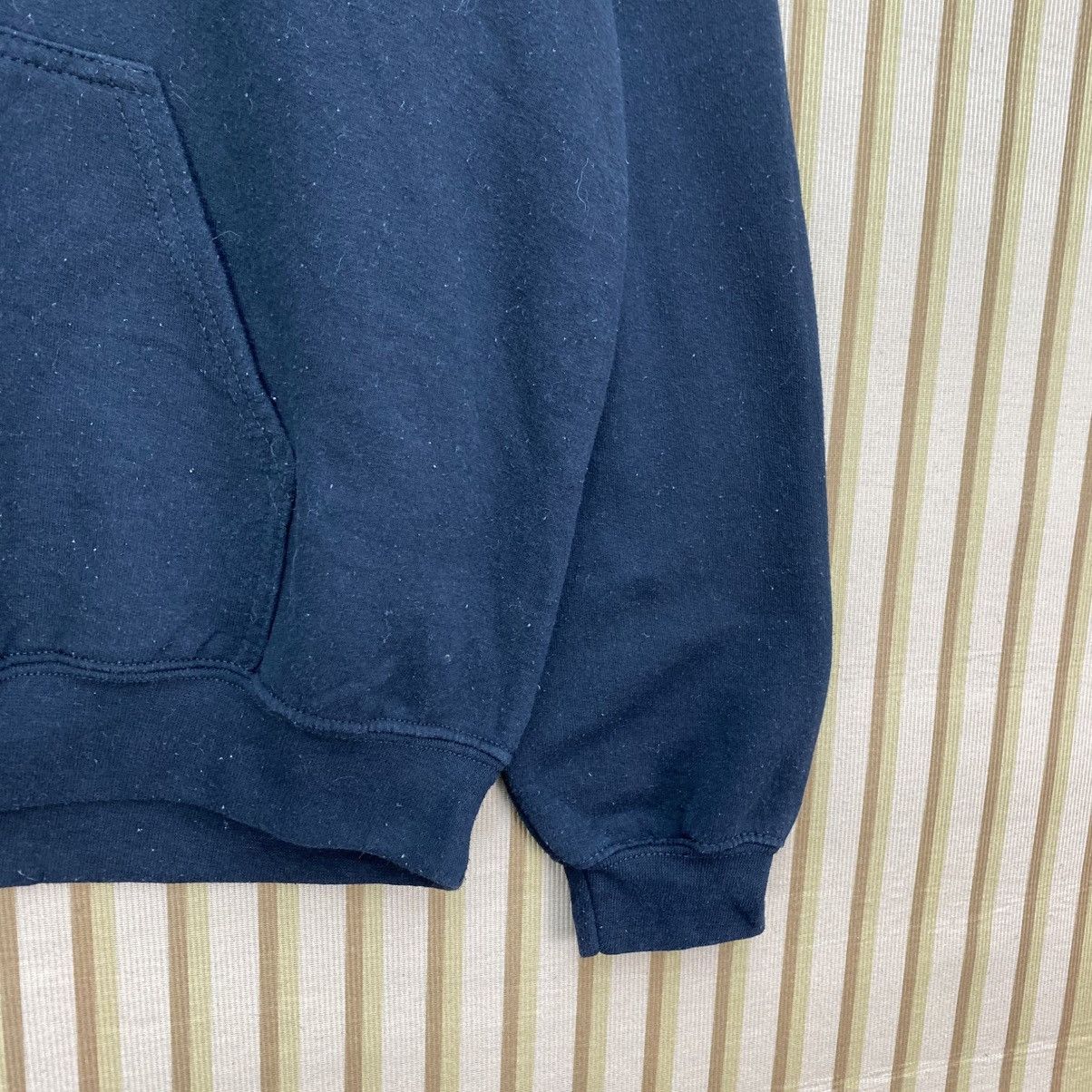 Vintage Gildan University Of Massachusetts Hoodie Size US M / EU 48-50 / 2 - 4 Thumbnail