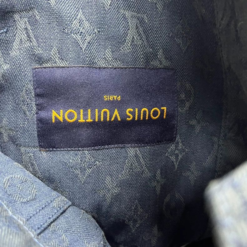 Louis Vuitton Louis Vuitton Blue logo full-print single-breasted casual Size US M / EU 48-50 / 2 - 3 Thumbnail