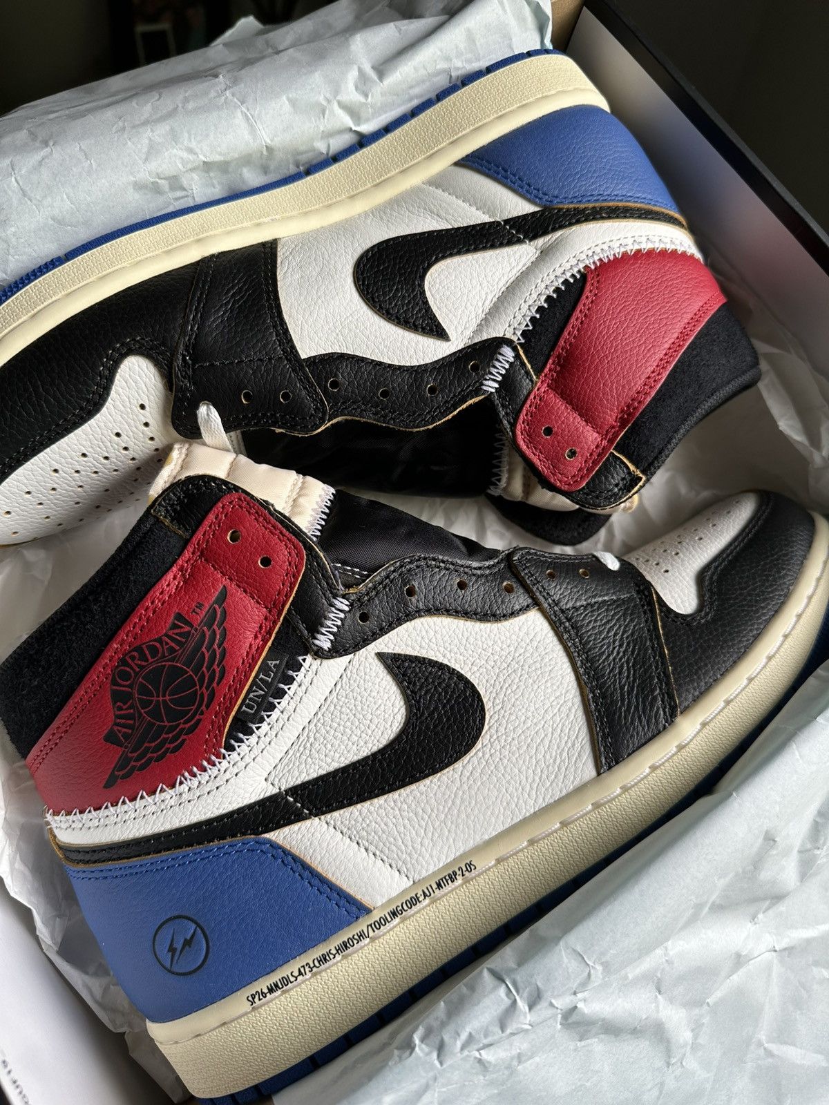 Nike Fragment x Union Air Jordan 1s sz 11 Size US 11 / EU 44 - 1 Thumbnail