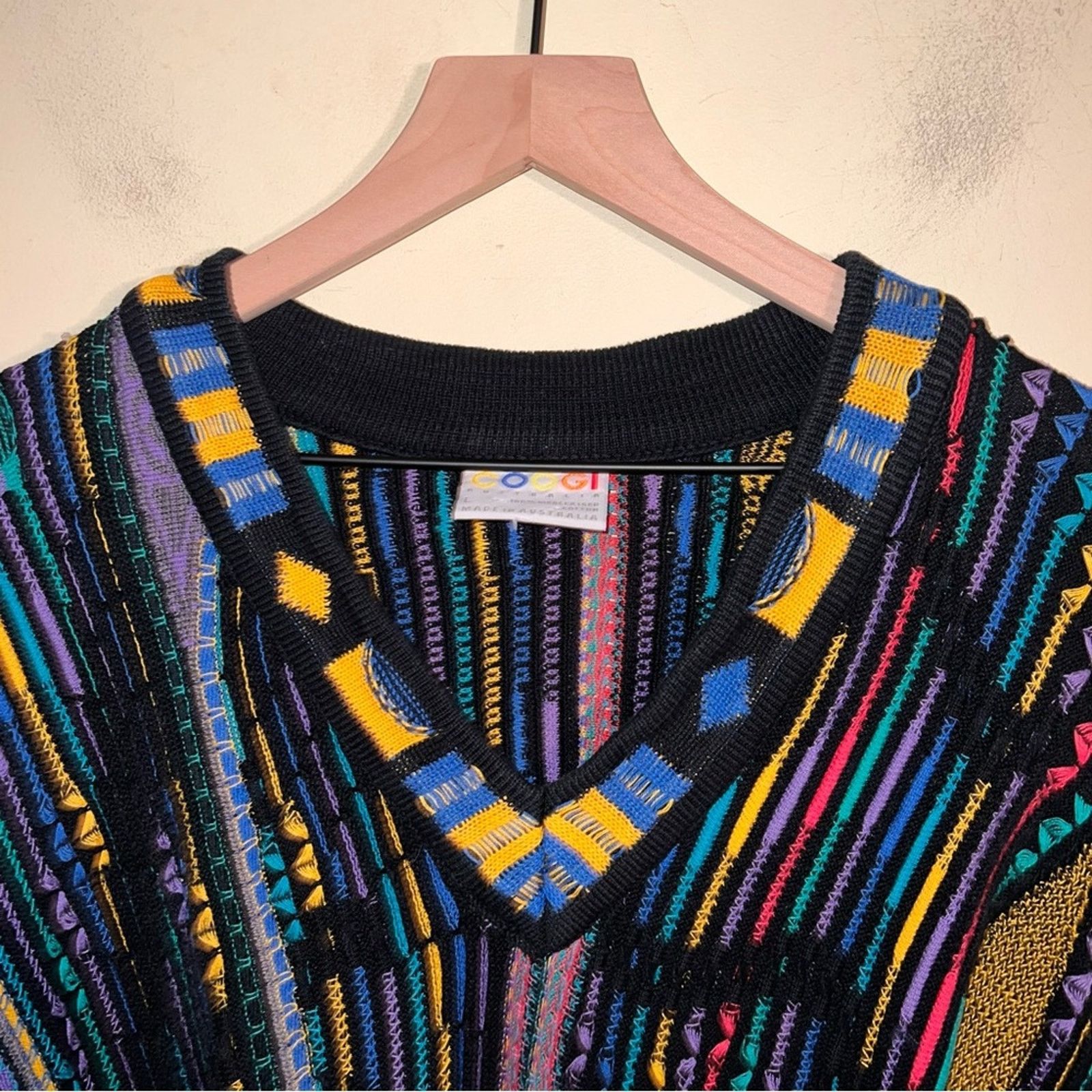 Coogi VNTG COOGI 90s tundra style rainbow sweater L Size XL / US 12-14 / IT 48-50 - 6 Thumbnail