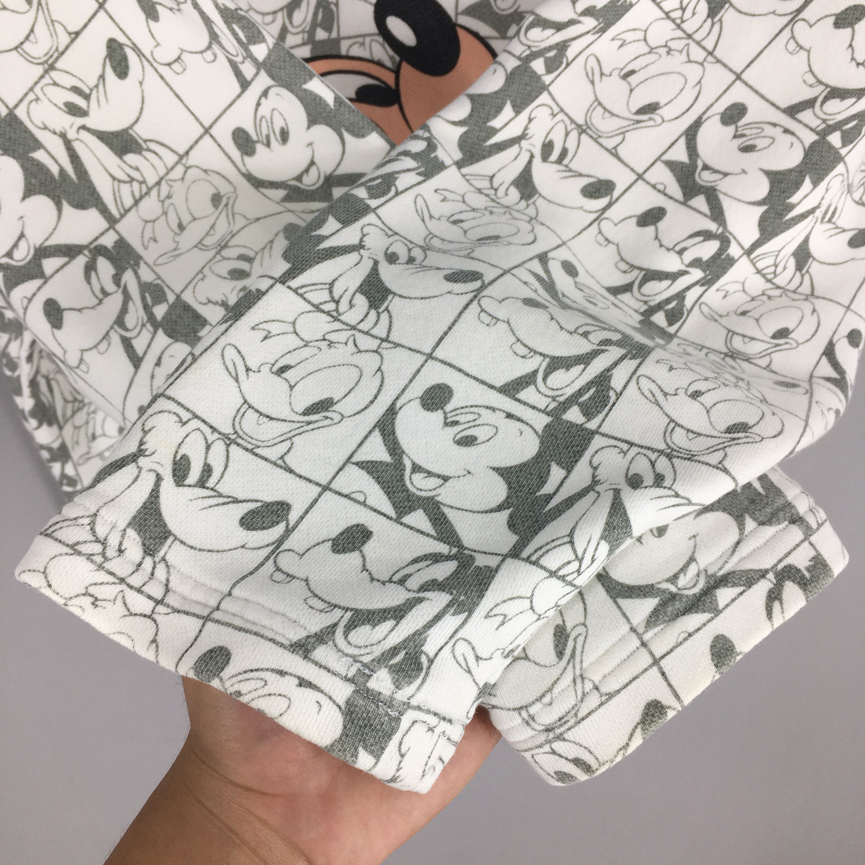 Disney Vintage 90s Mickey Mouse Goofy Sweatshirt White Large Size US L / EU 52-54 / 3 - 5 Thumbnail