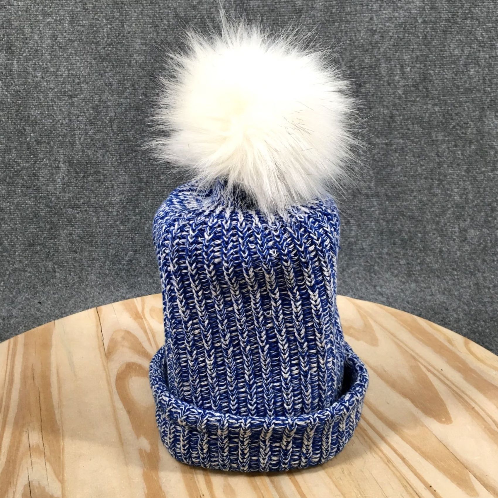Vintage Love Your Melon Hat Womens One Size Blue Winter Beanie Pompom Cuffed Size ONE SIZE - 2 Thumbnail