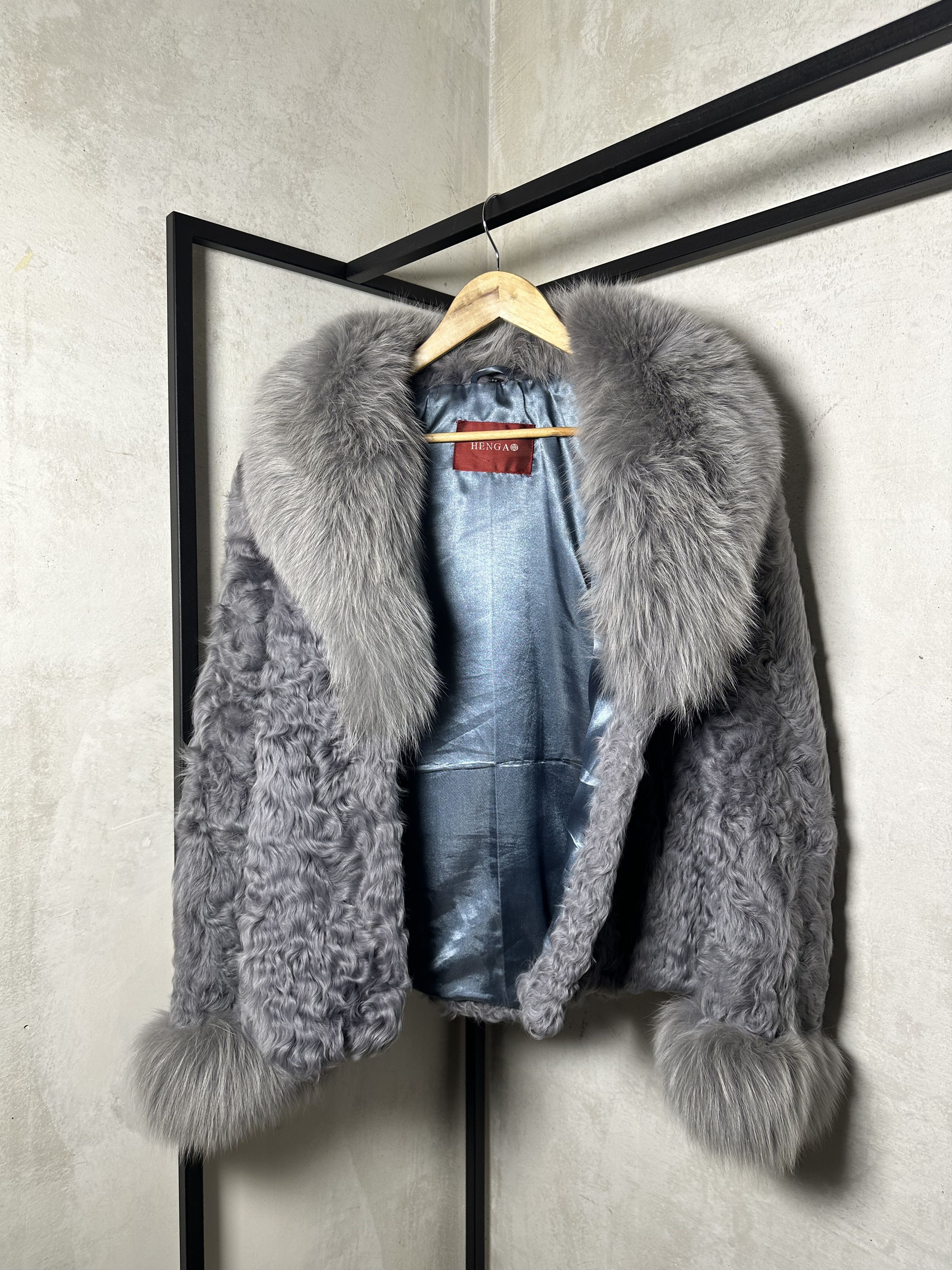 Bare Fox Winter Fur Sapphire Goat Top With Fox Collar Size M / US 6-8 / IT 42-44 - 8 Thumbnail