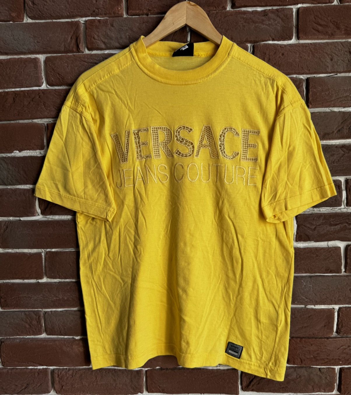 Designer Rare Vintage 90s Versace Logo Archive tee designer Size US S / EU 44-46 / 1 - 1 Thumbnail