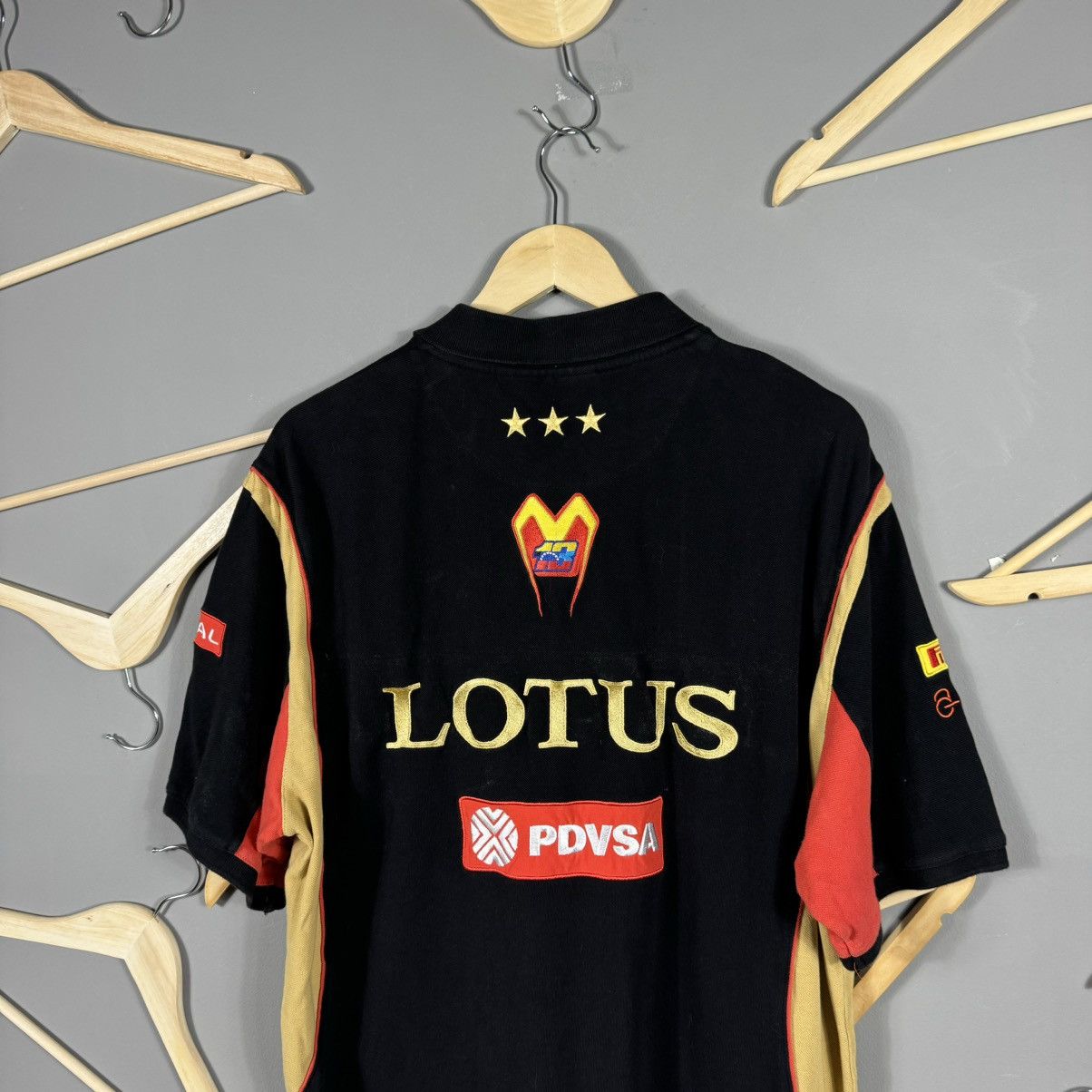 Vintage Vintage Lotus Renault F-1 Team Official Racing Polo Size US XXL / EU 58 / 5 - 7 Thumbnail