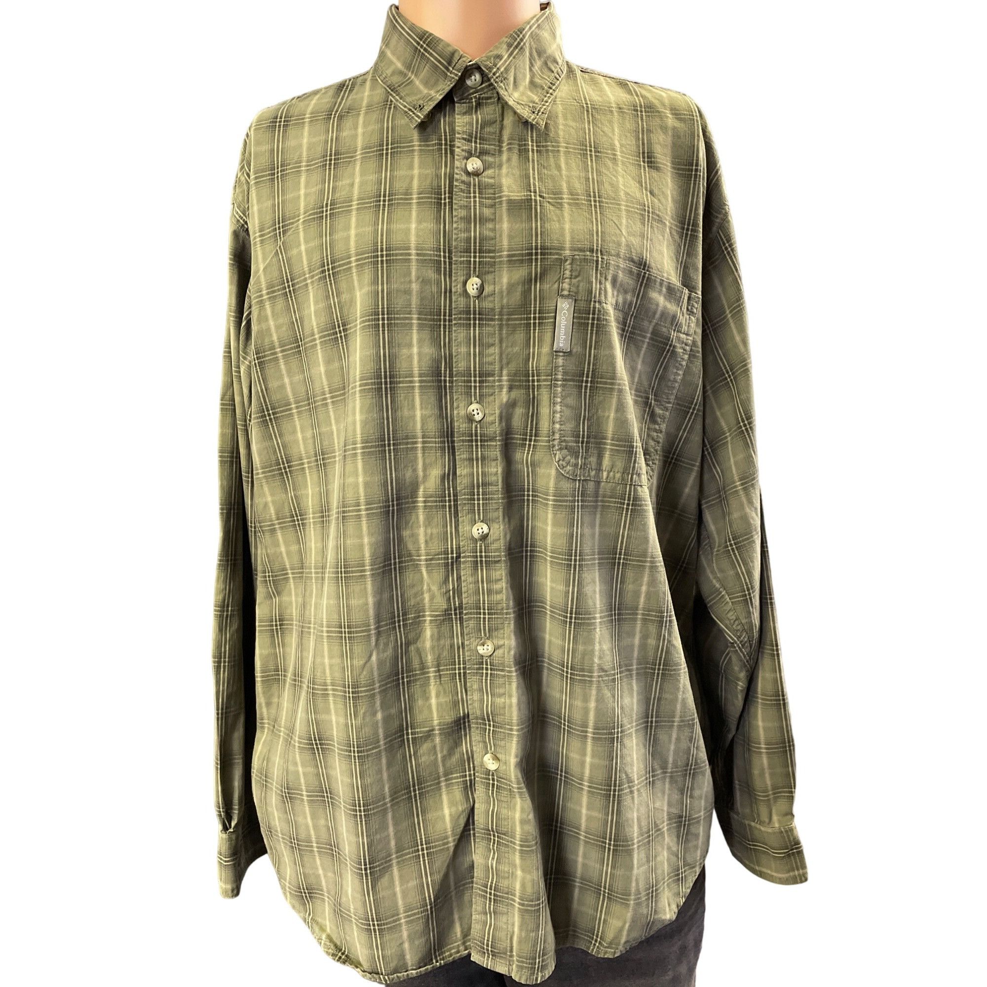Columbia Columbia Men's Green Plaid Long Sleeve Button Up Shirt Size Size US L / EU 52-54 / 3 - 1 Thumbnail