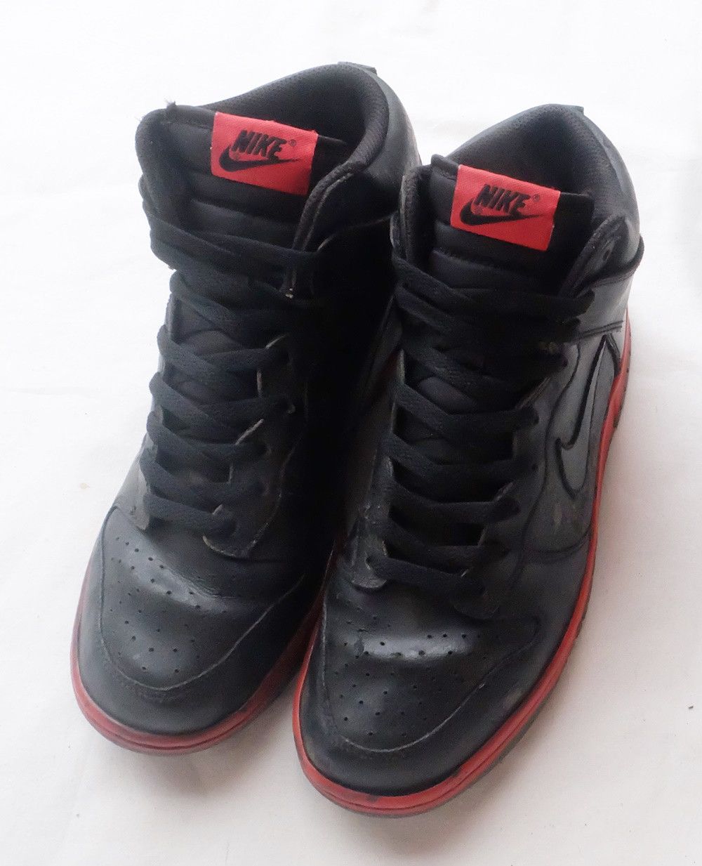 Nike Nike Dunk High - Black/Black/Hot Red Size US 8.5 / EU 41-42 - 1 Thumbnail