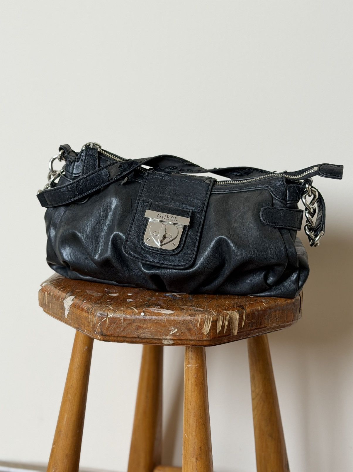 KMRii vtg leather y2k guess goth punk type leather bag Size ONE SIZE - 2 Thumbnail