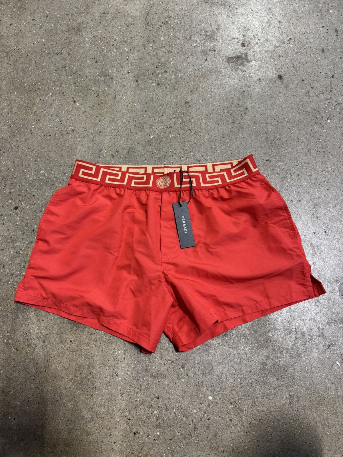 Versace Versace Greca Swim Shorts NEW 450$ Size US 36 / EU 52 - 1 Thumbnail