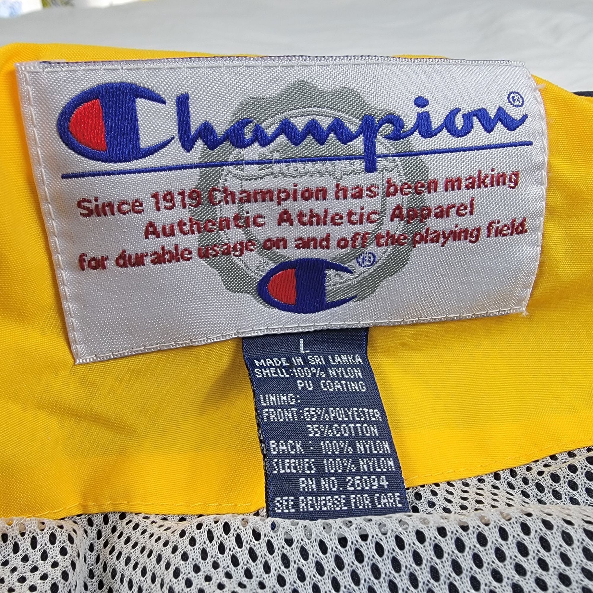 Champion × Vintage Vintage Champion Michigan Mens Large Blue Yellow Windbreaker Size US L / EU 52-54 / 3 - 5 Thumbnail