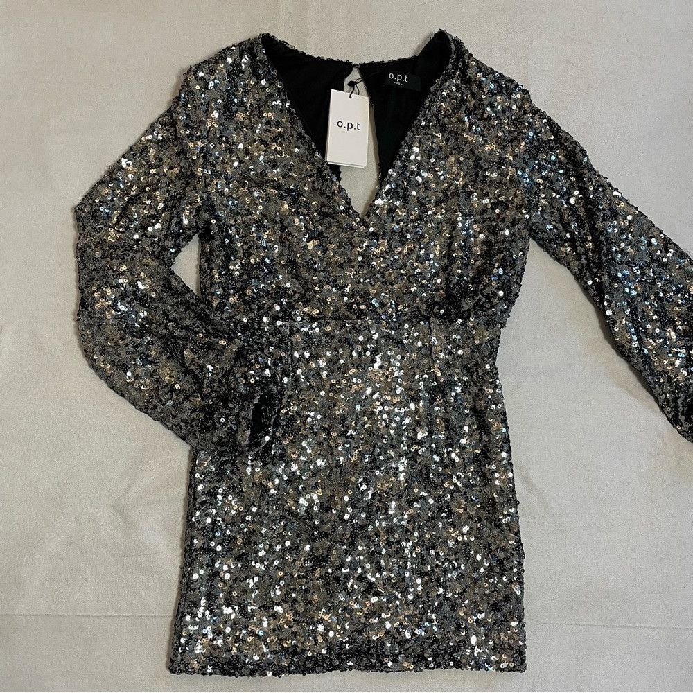 Other NWT New O.P.T. Rumi Gunmetal Silver Sequin Mini Dress XS Size XS / US 0-2 / IT 36-38 - 4 Thumbnail