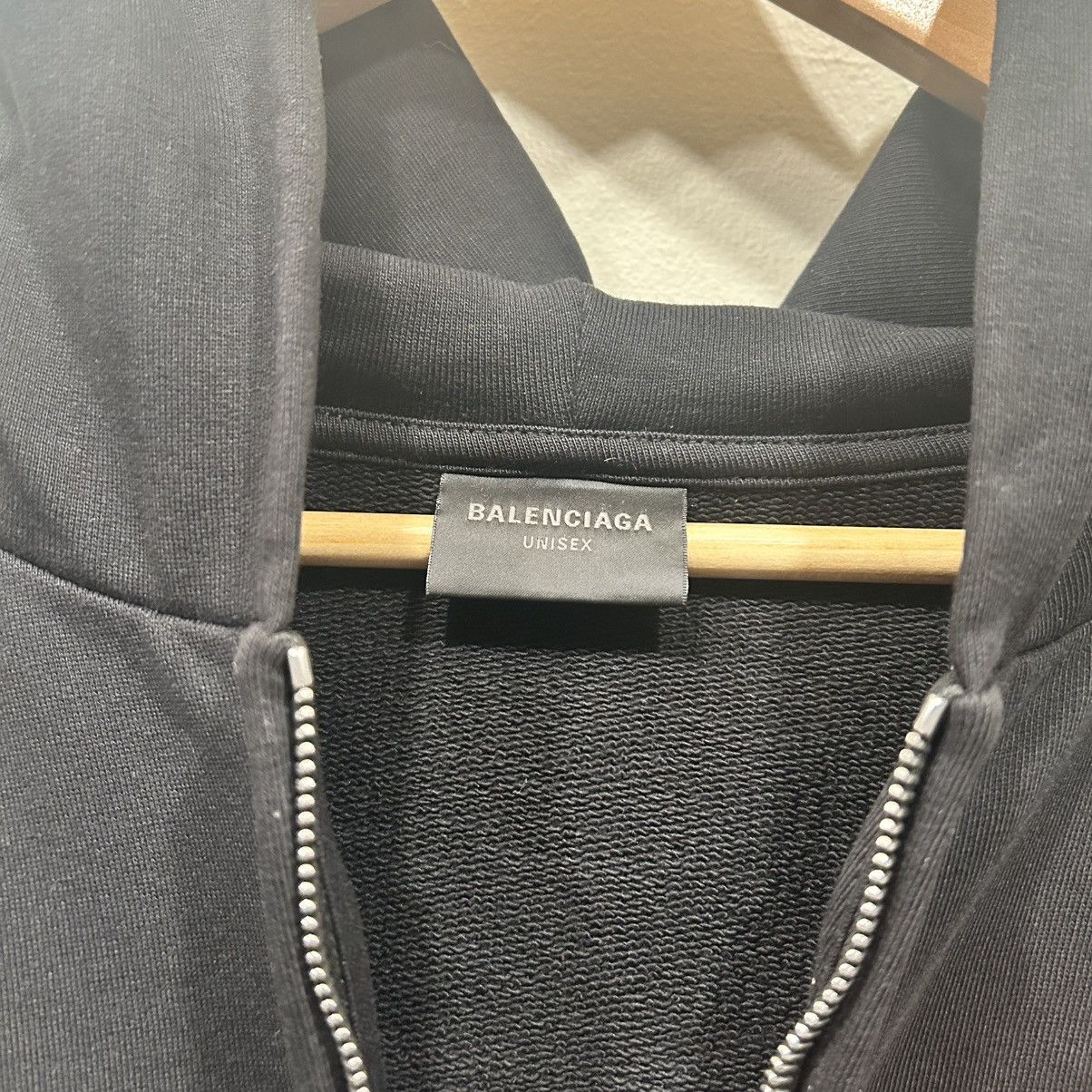 Balenciaga Balenciaga Paris Soccer Zip Up Hoodie Size US XXL / EU 58 / 5 - 5 Thumbnail