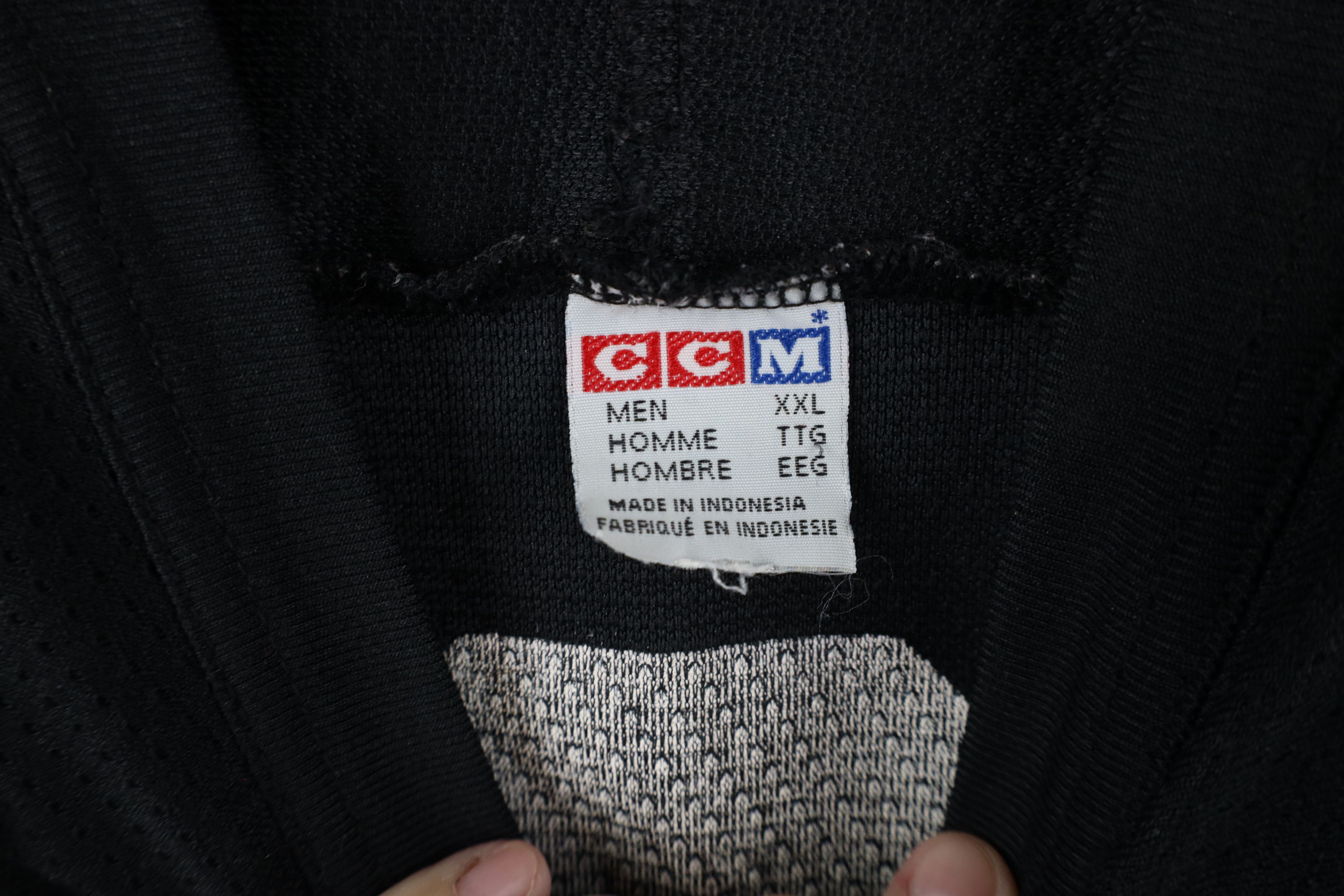 Vintage Vintage 90s CCM Hockey Blank Knit Ice Hockey Jersey Black #3 Size US XXL / EU 58 / 5 - 4 Thumbnail