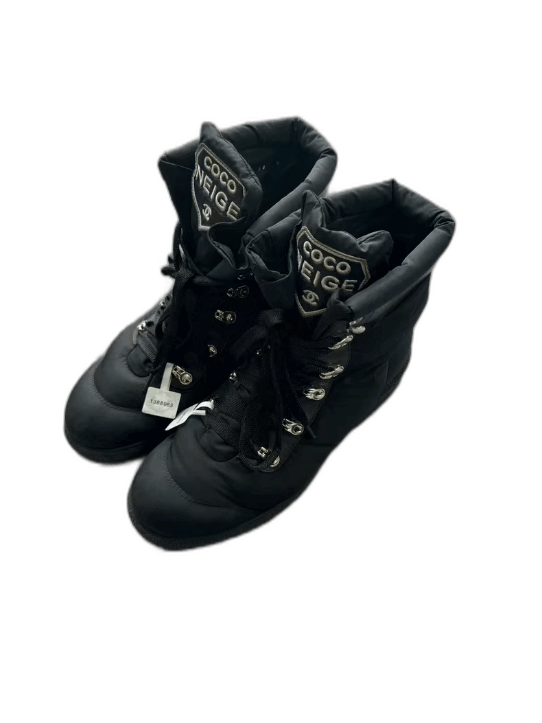 Chanel Black Snow Boots Size 38