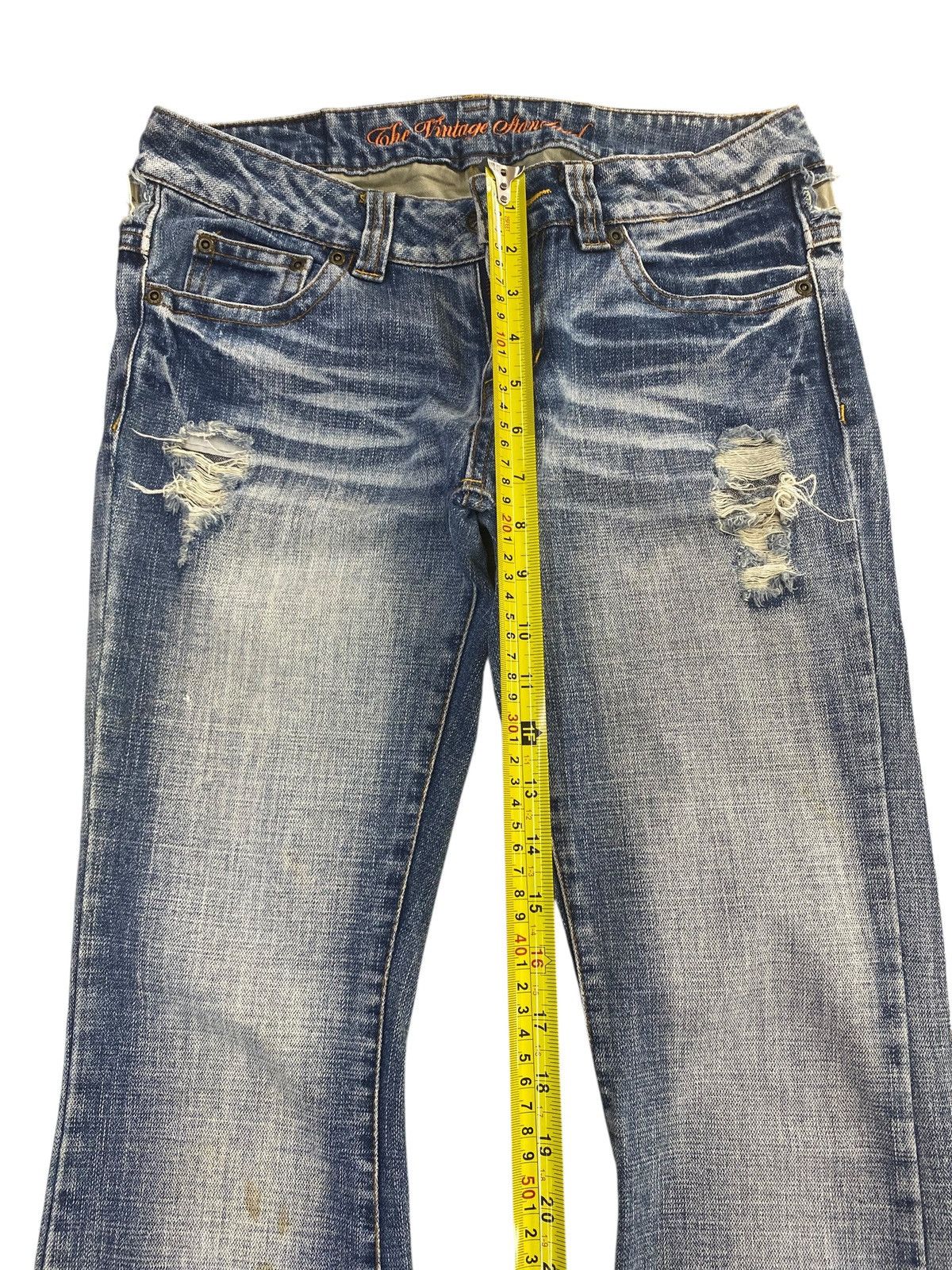 Japanese Brand Japanese Brand Faded Light Wash Style Flare Jeans Size US 30 / EU 46 - 6 Thumbnail