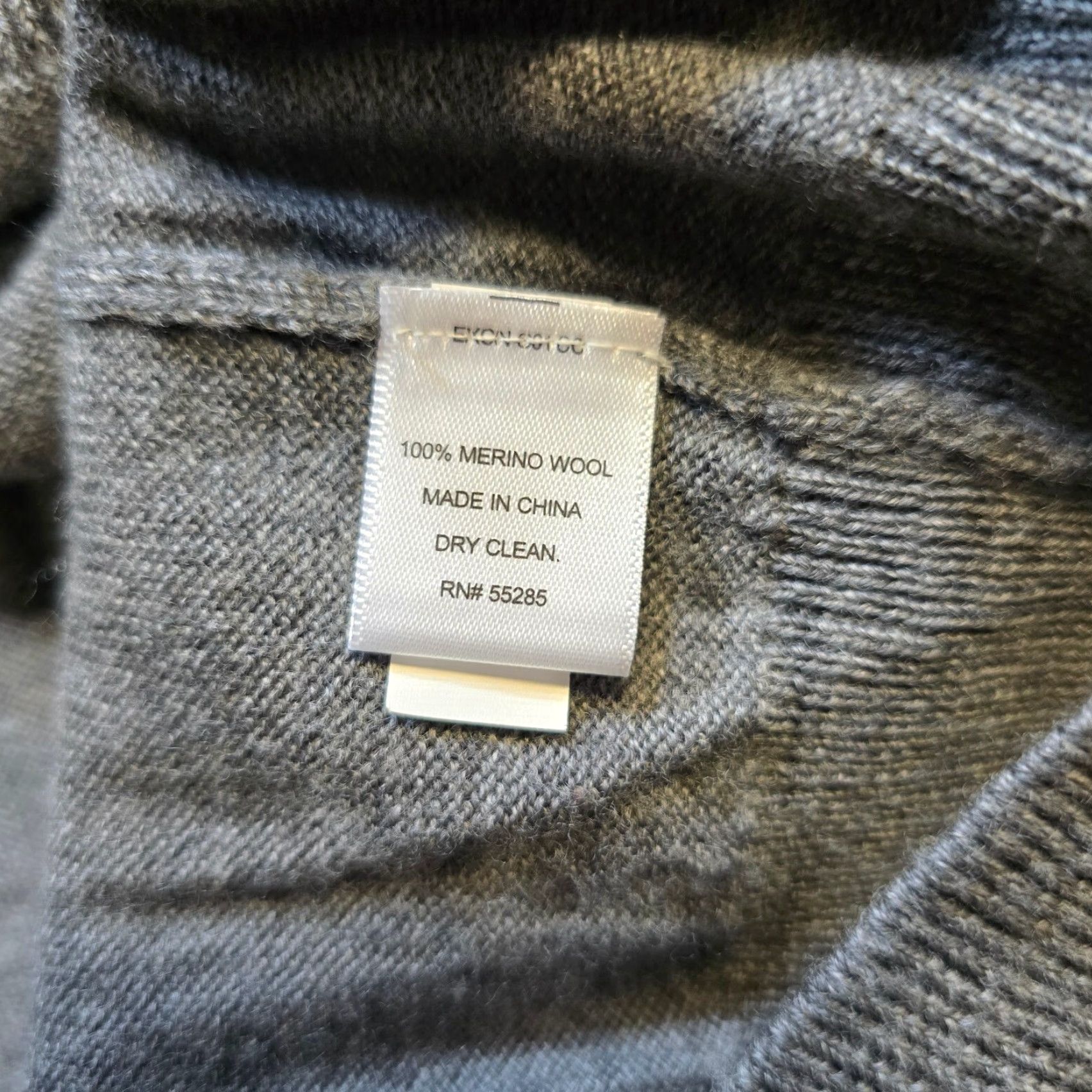 Express Express Sweater Mens XL Gray Merino Wool V-Neck Long Sleeve Casual Pullover Size US XL / EU 56 / 4 - 7 Thumbnail