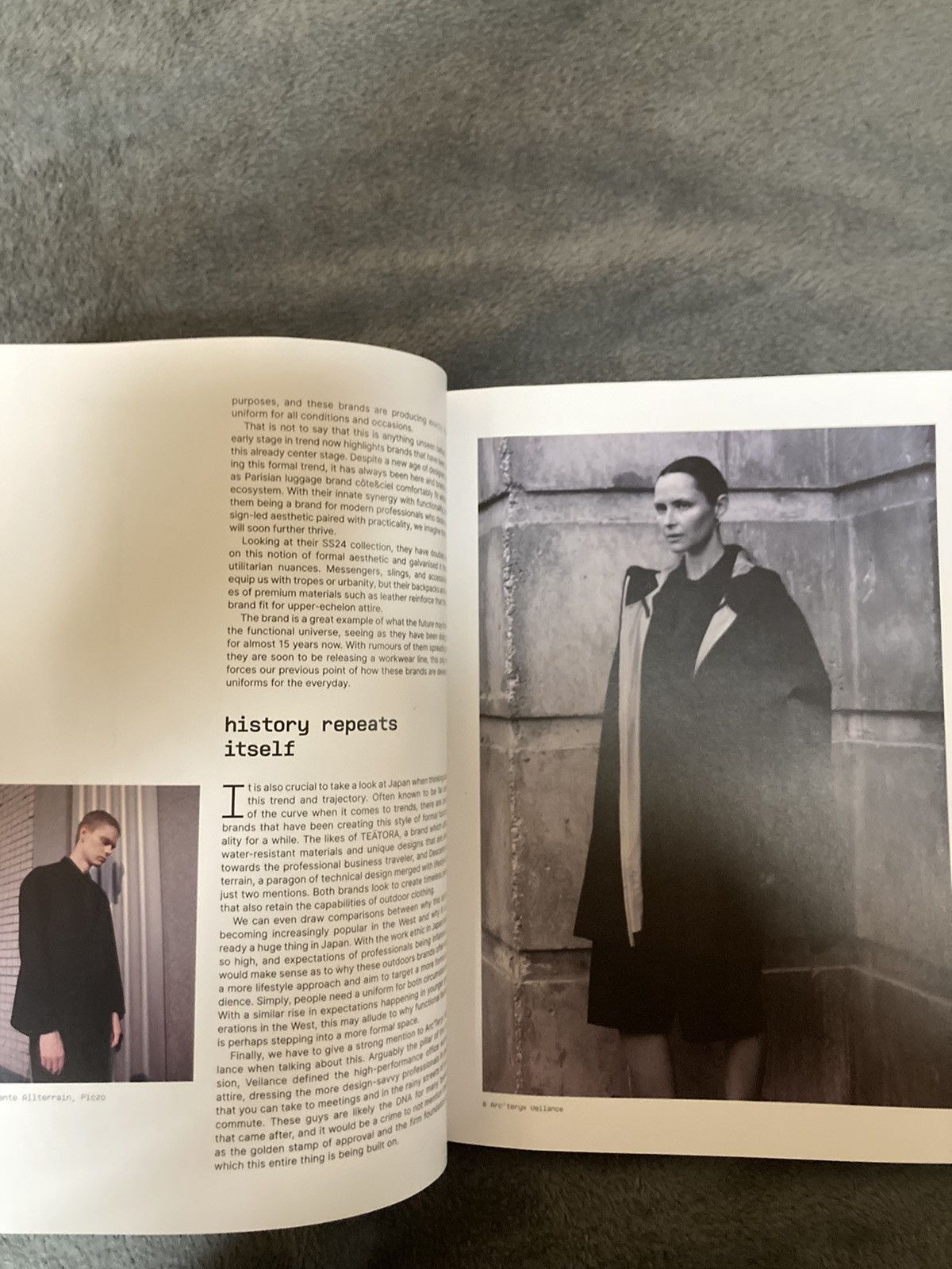 CCP (Crazy Character Print) Techunter magazine issue 08 Size ONE SIZE - 3 Thumbnail