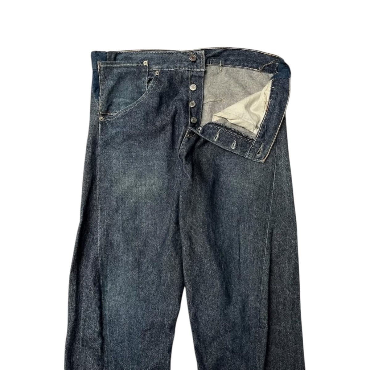 Levi's Vintage Levis Engineered Buckle Back USA Size US 32 / EU 48 - 4 Thumbnail