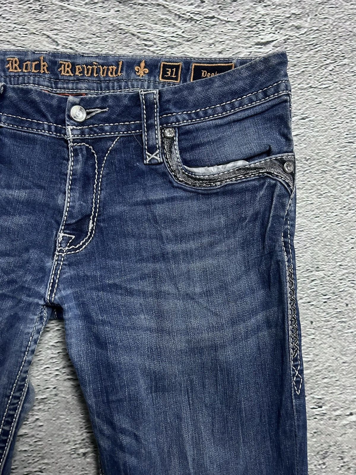 Rock Revival Rock Revival vintage blue jeans Y2K flared Size 31" - 13 Thumbnail