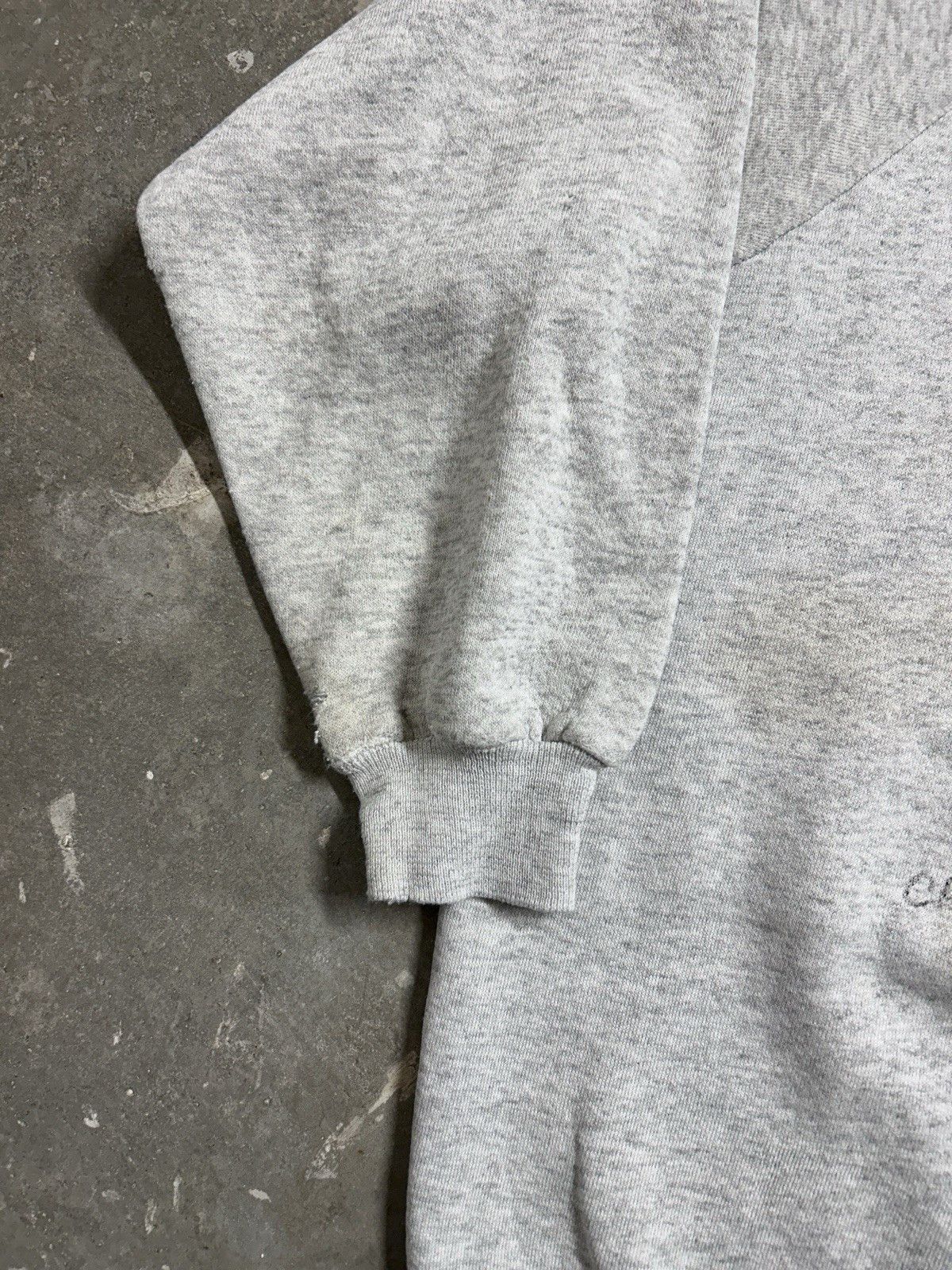 Vintage Vintage 90’s Native Cherokee NC Animal Nature Sweatshirt Size US L / EU 52-54 / 3 - 3 Thumbnail