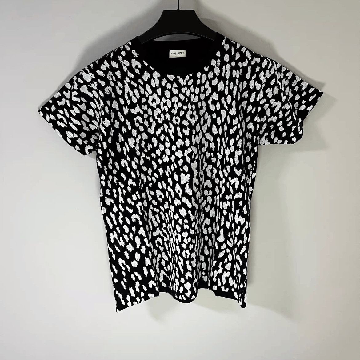 Saint Laurent Paris Saint Laurent Paris Leopard S/S Tee Size US M / EU 48-50 / 2 - 1 Thumbnail
