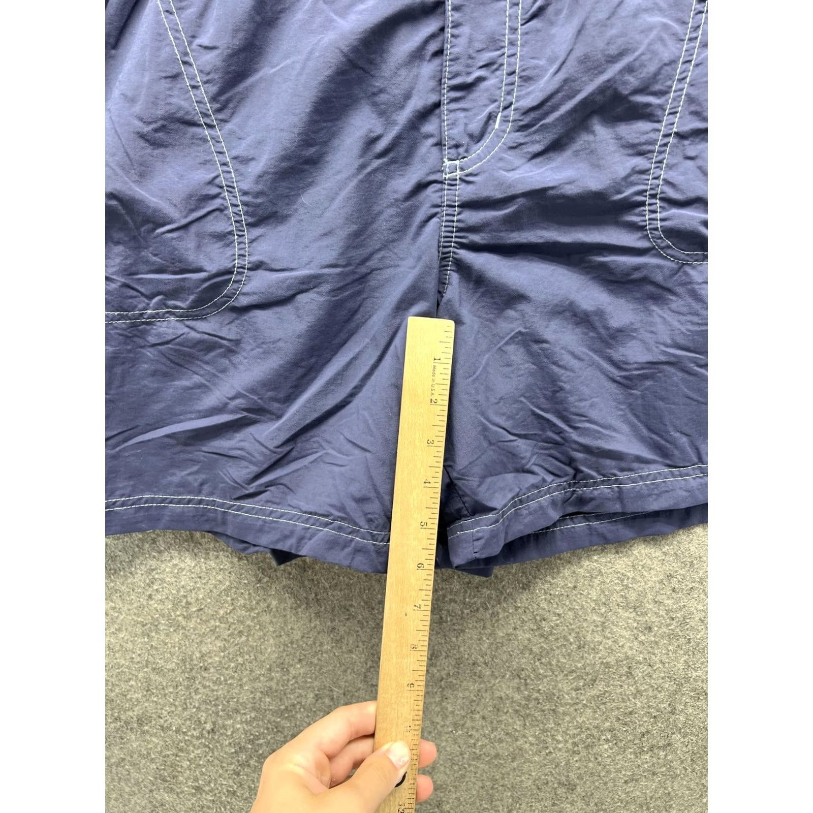 Vintage Columbia Shorts Mens XL Blue Nylon Microfiber Hiking Water Lightweight 5 Inseam Size US 36 / EU 52 - 6 Thumbnail